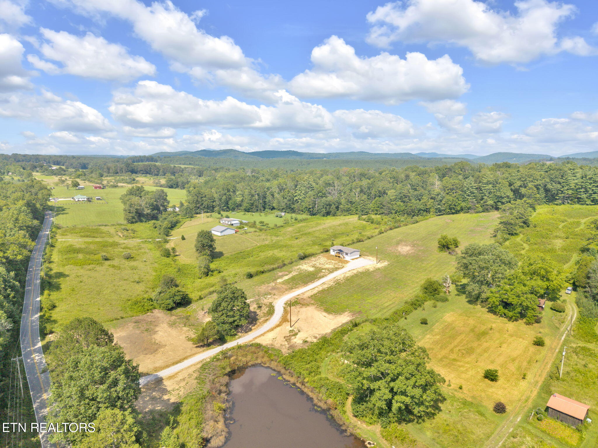 621 Lower Rockwood Rd