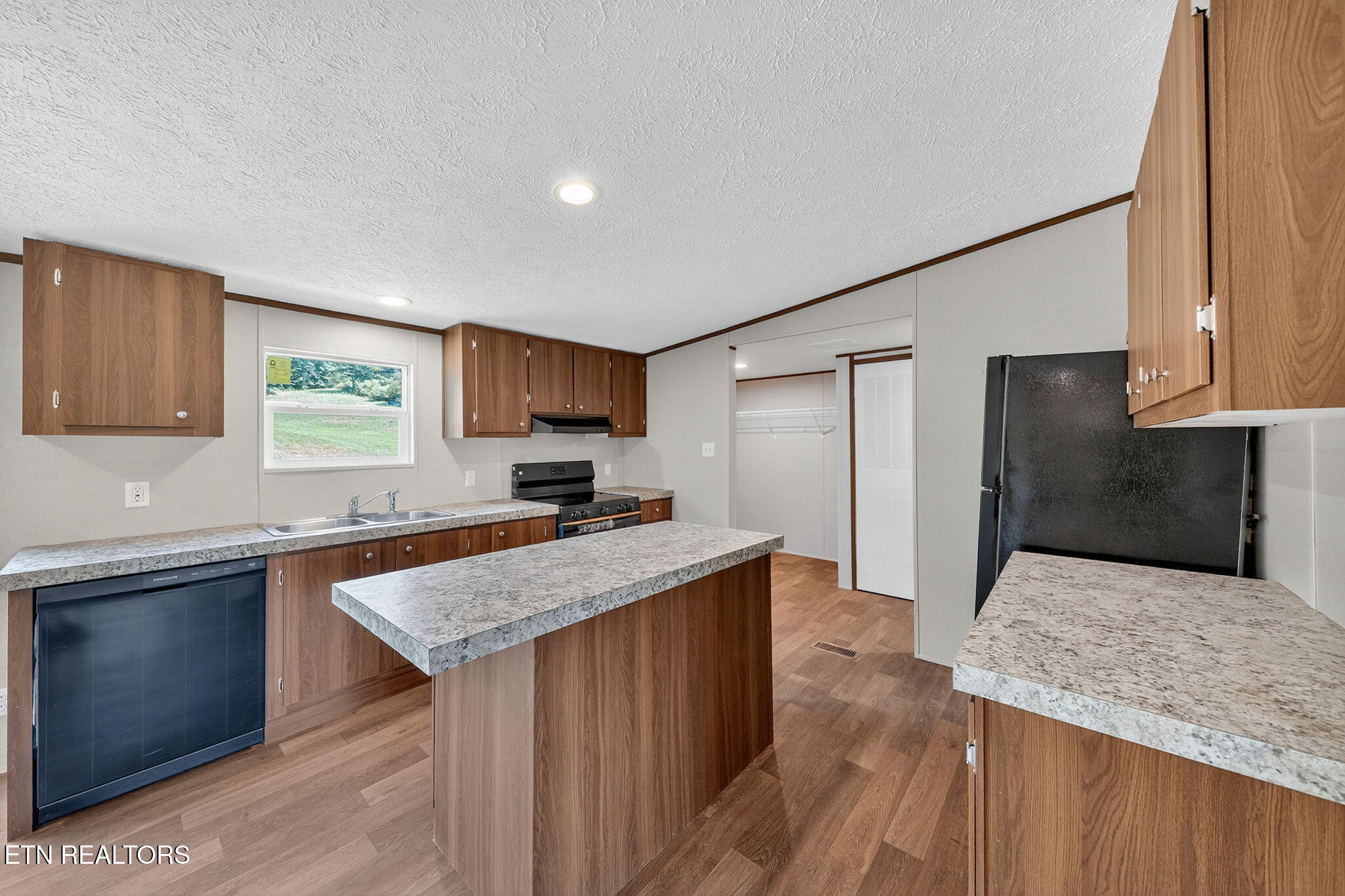 621 Lower Rockwood Rd
