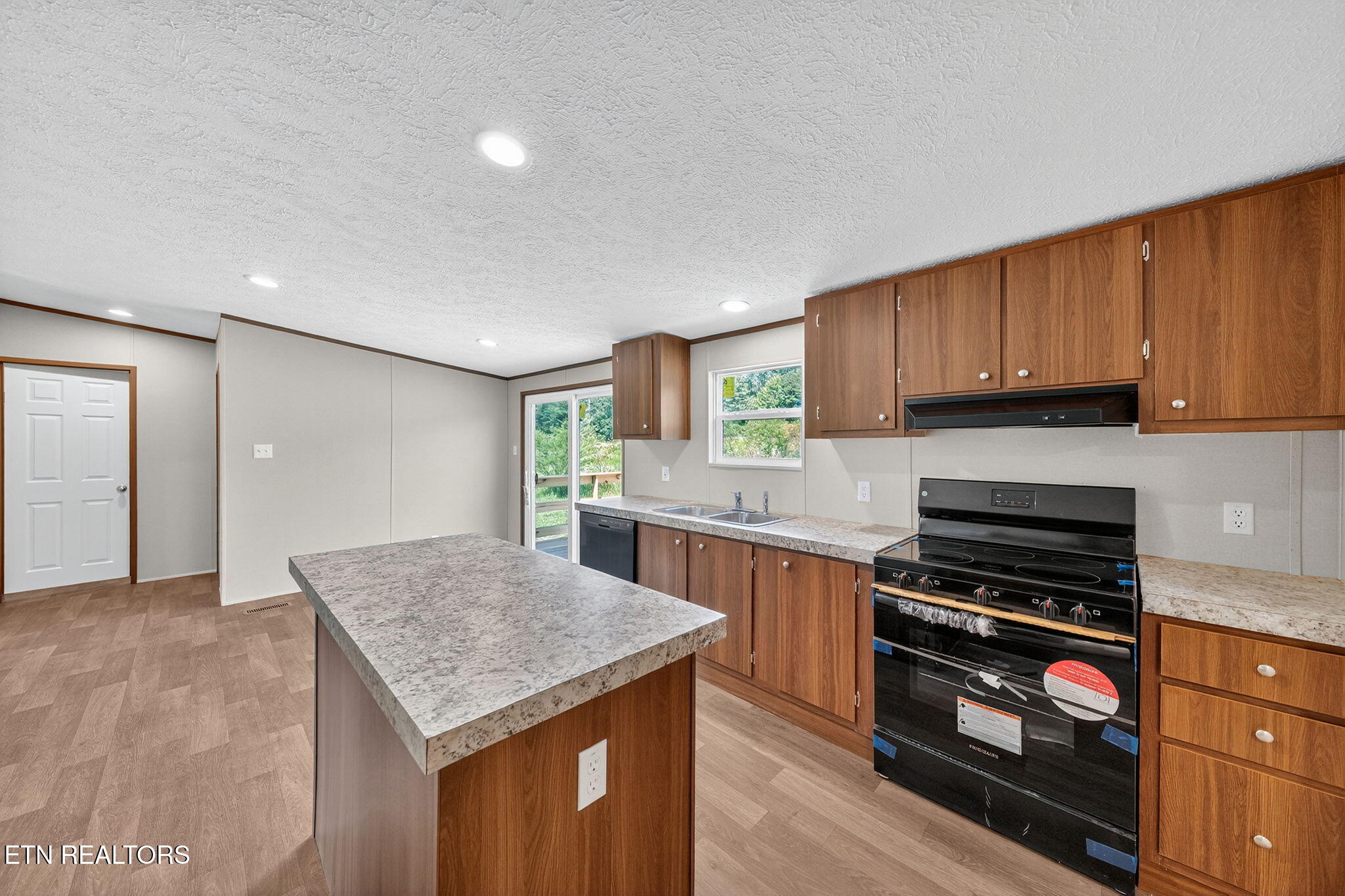 621 Lower Rockwood Rd