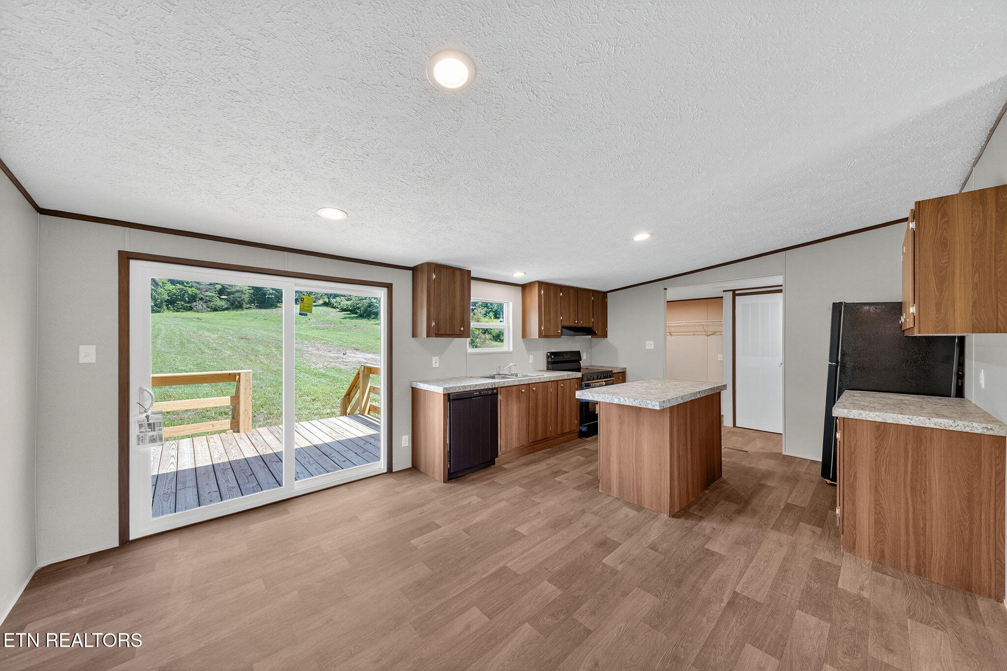 621 Lower Rockwood Rd