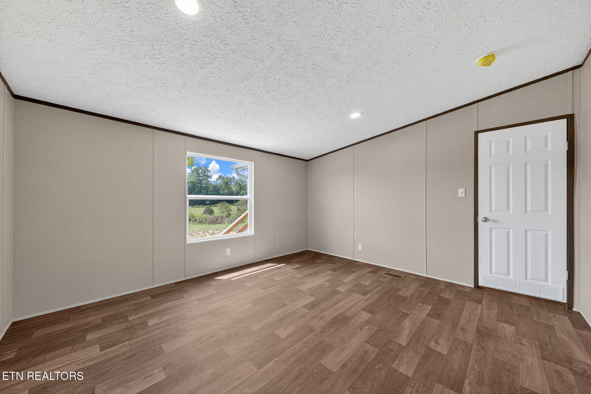 621 Lower Rockwood Rd