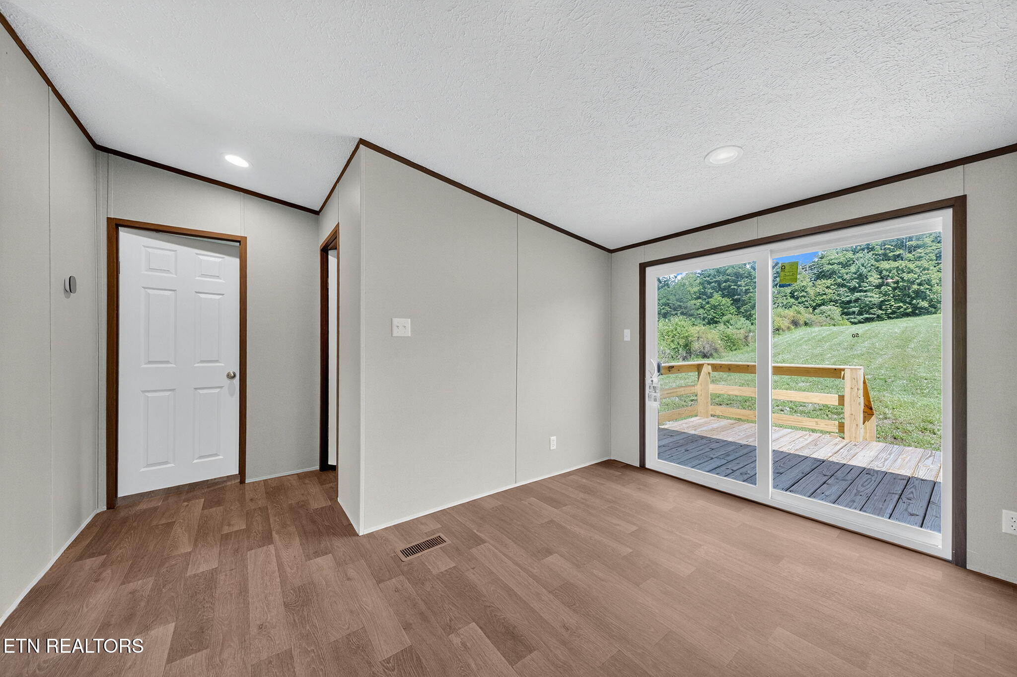 621 Lower Rockwood Rd