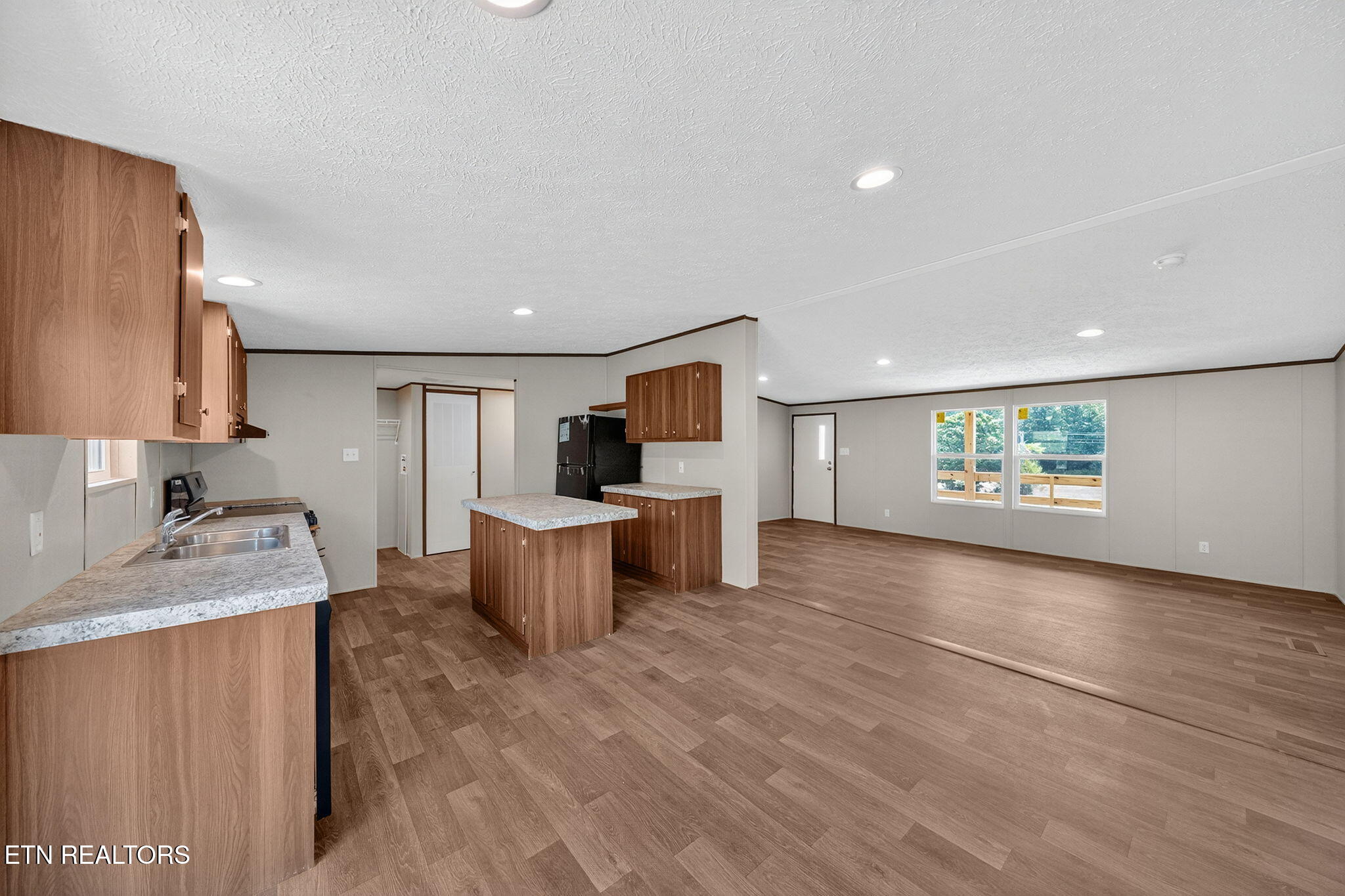 621 Lower Rockwood Rd