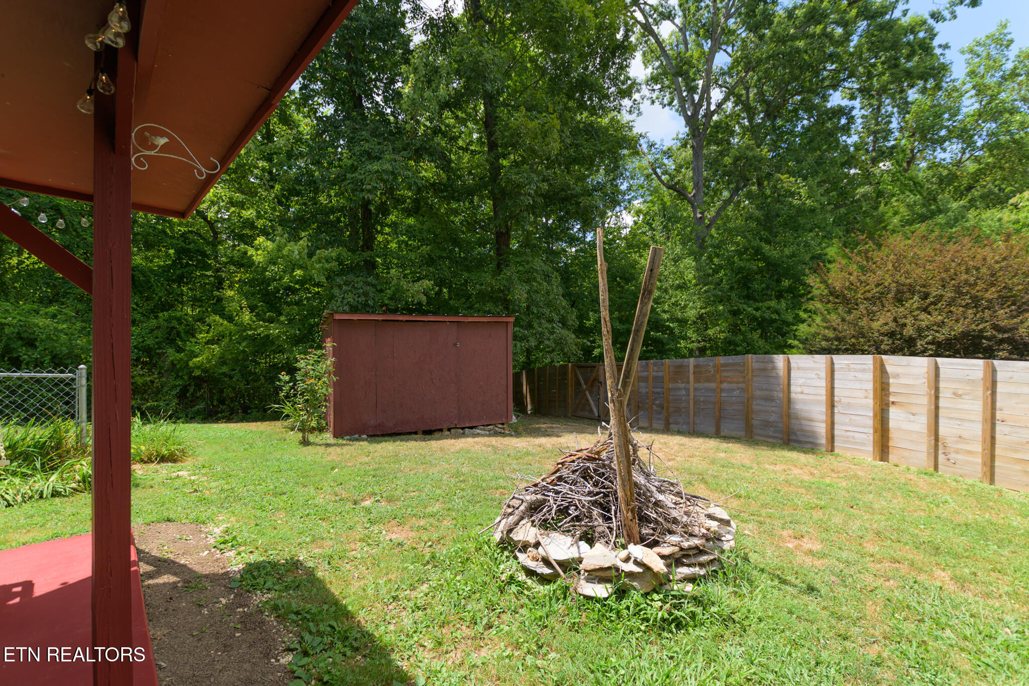 335 Booker Rd