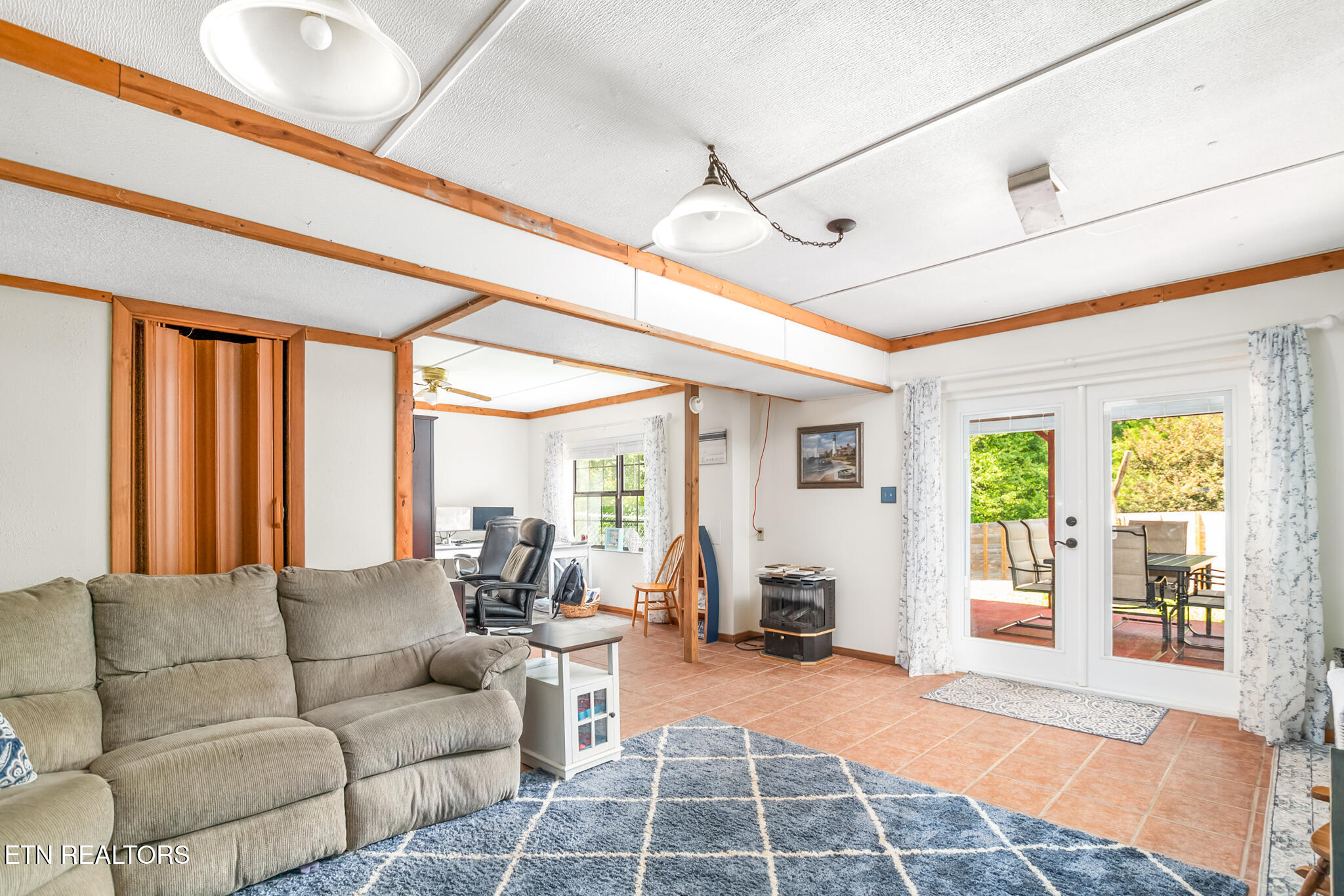 335 Booker Rd