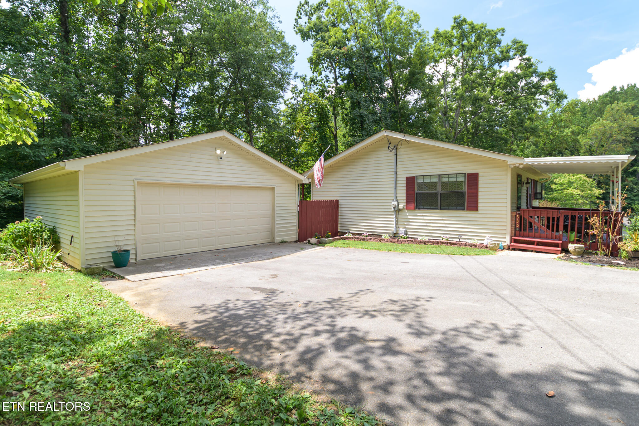 335 Booker Rd