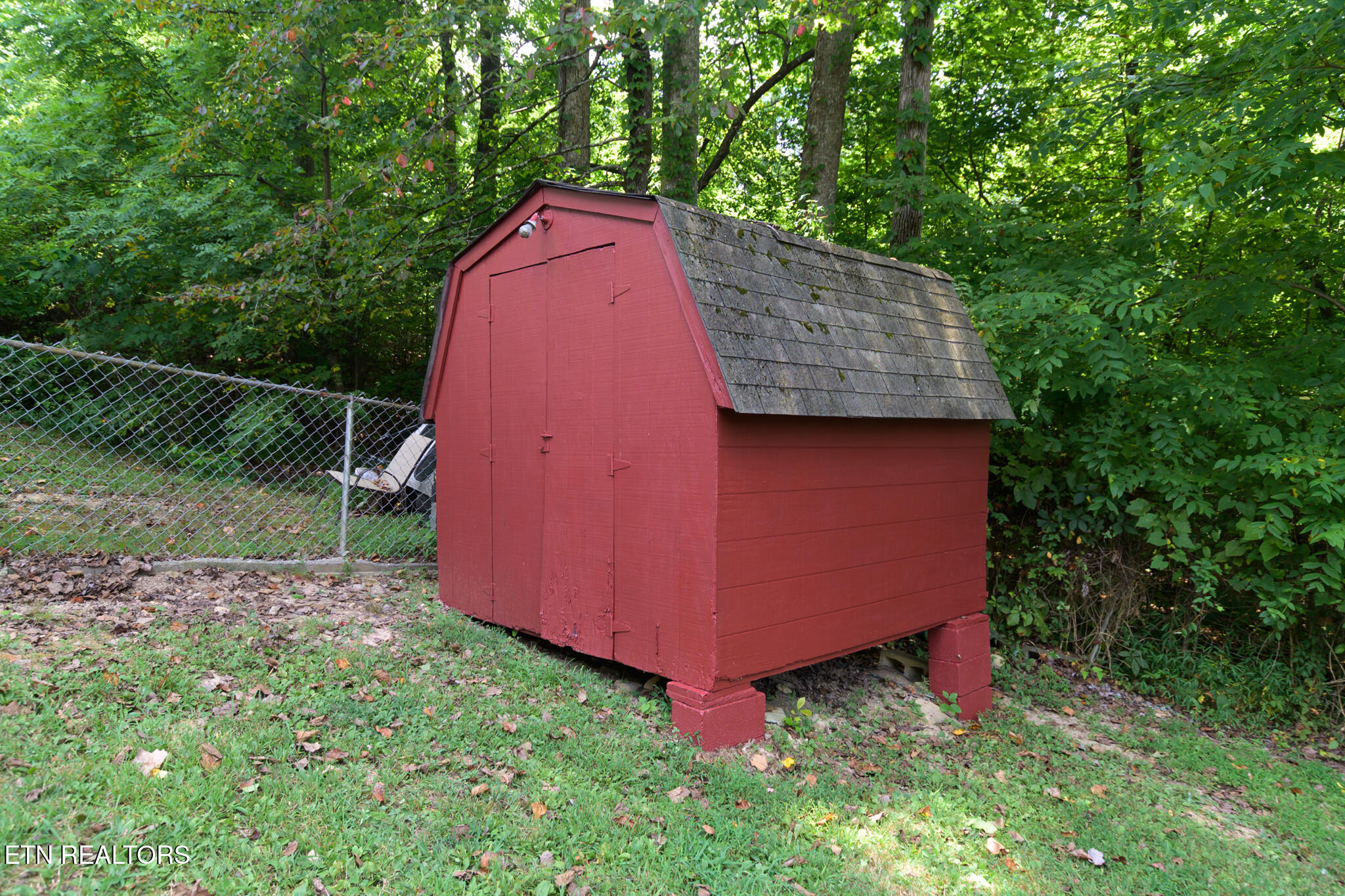 335 Booker Rd