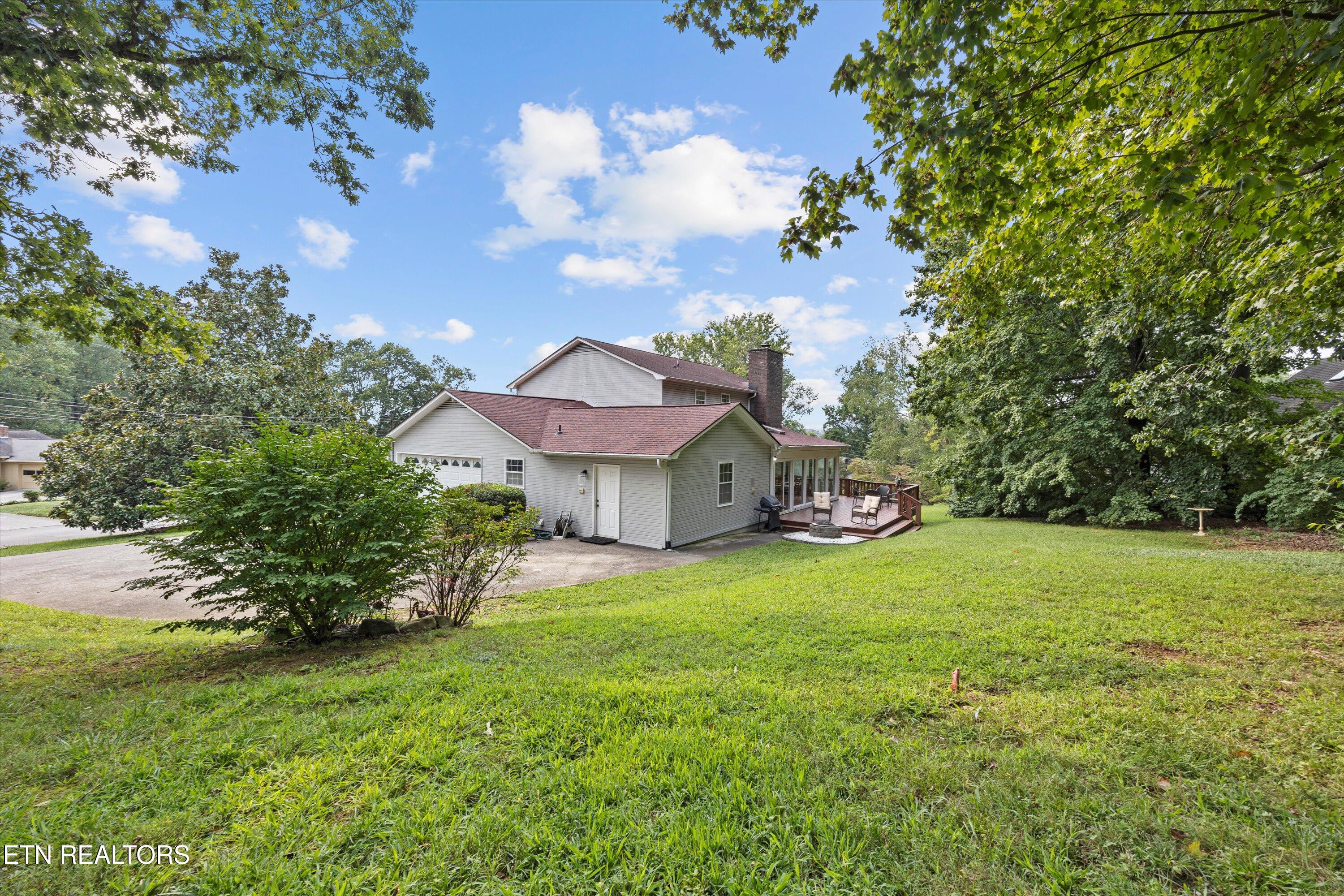 1200 Farrington Drive