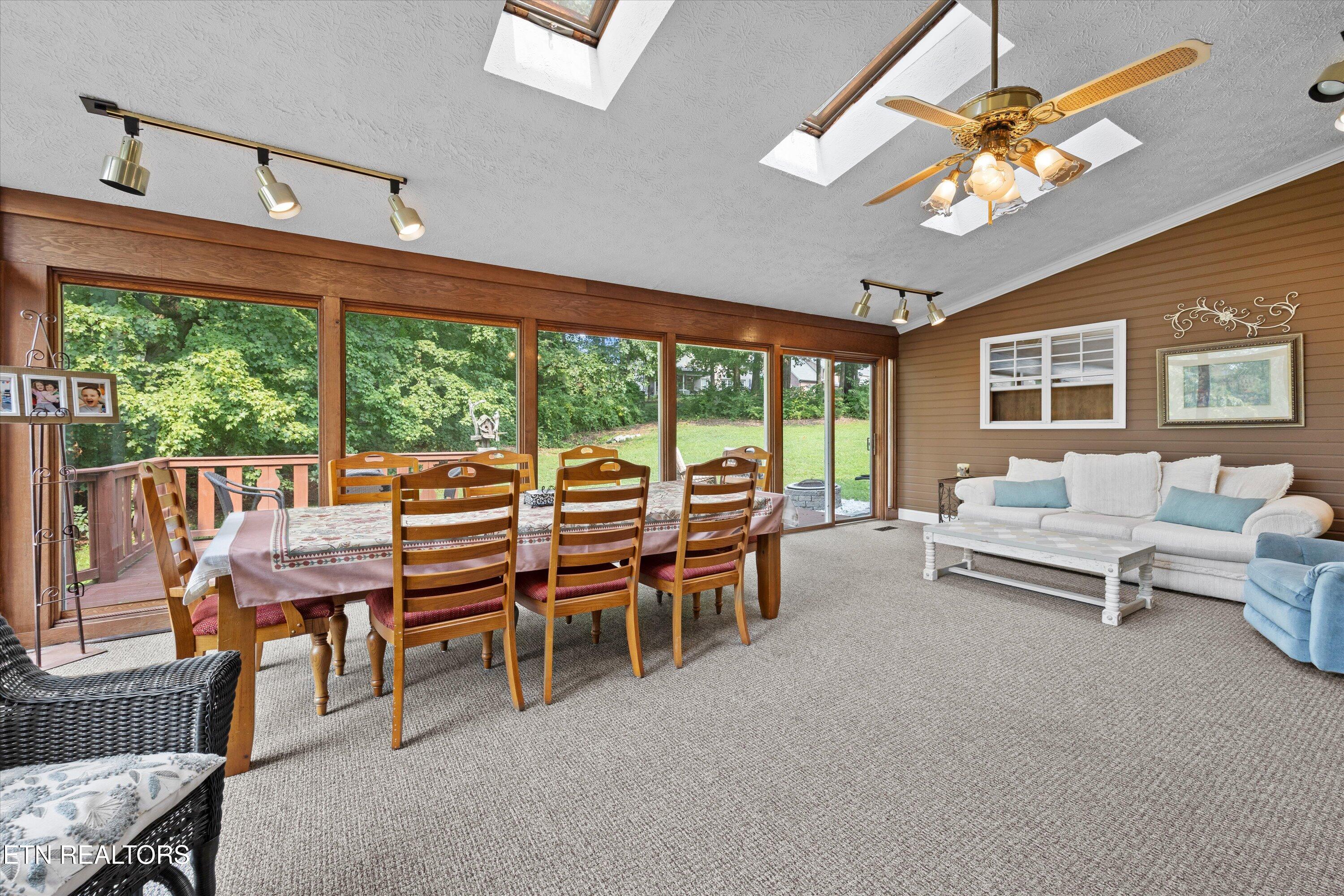1200 Farrington Drive