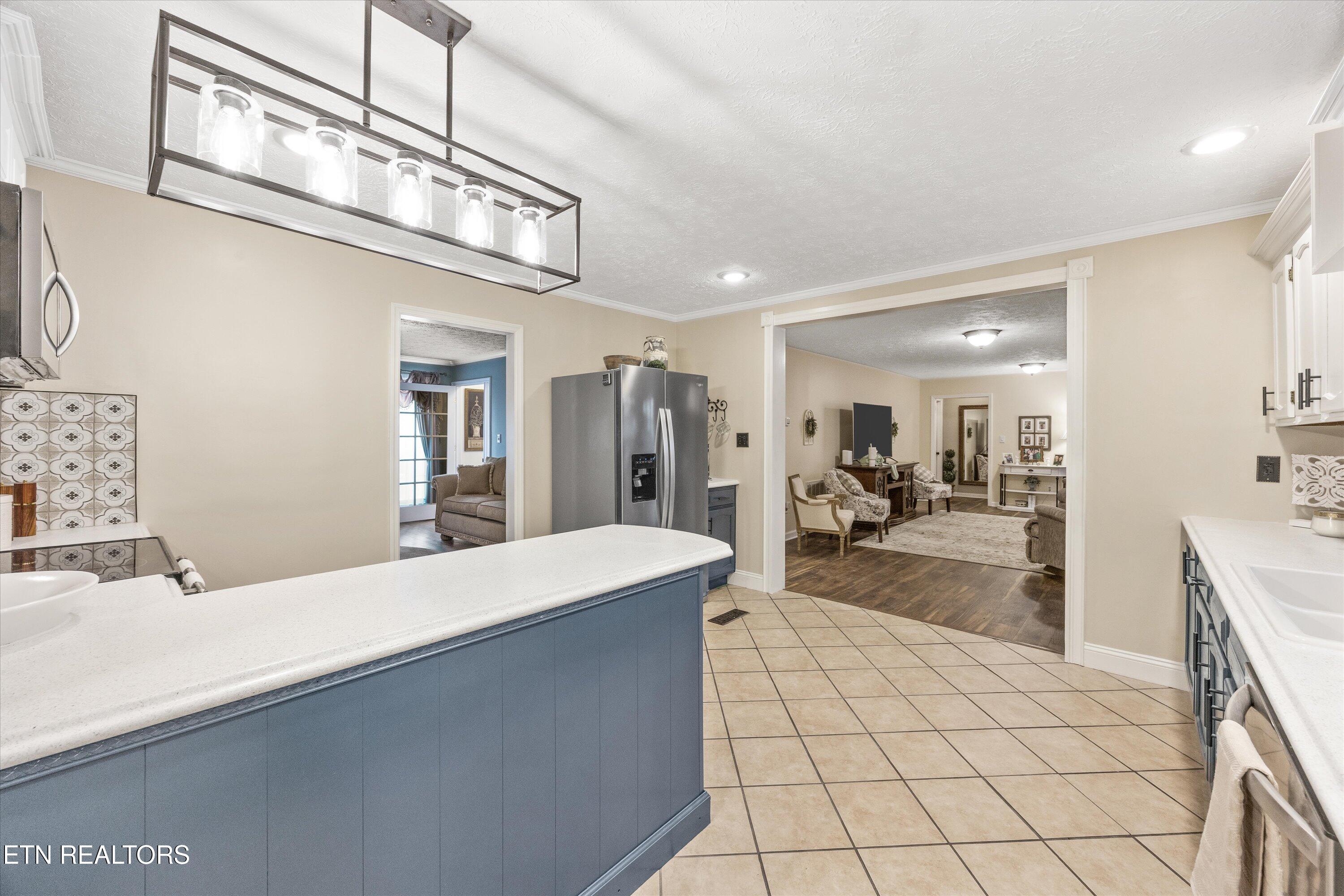 1200 Farrington Drive