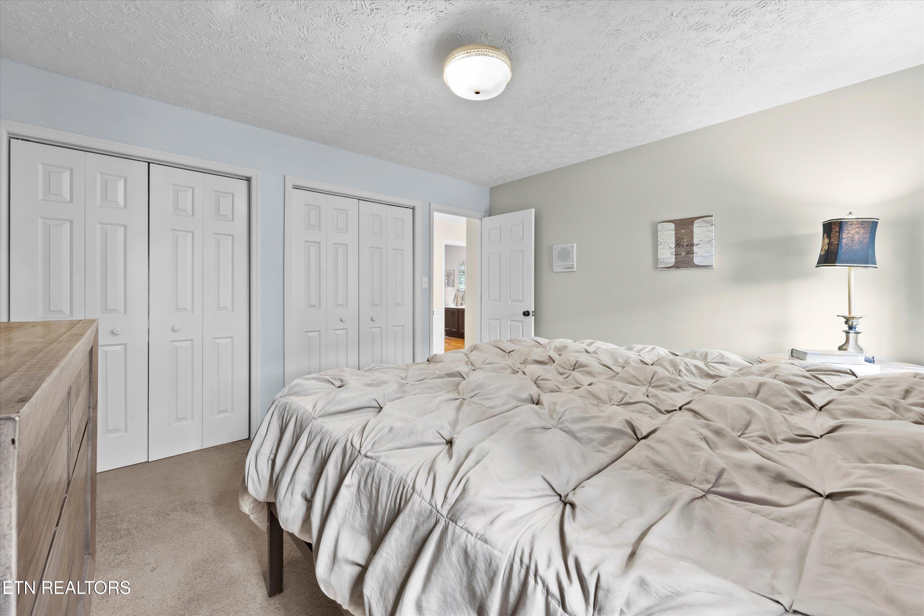 1200 Farrington Drive