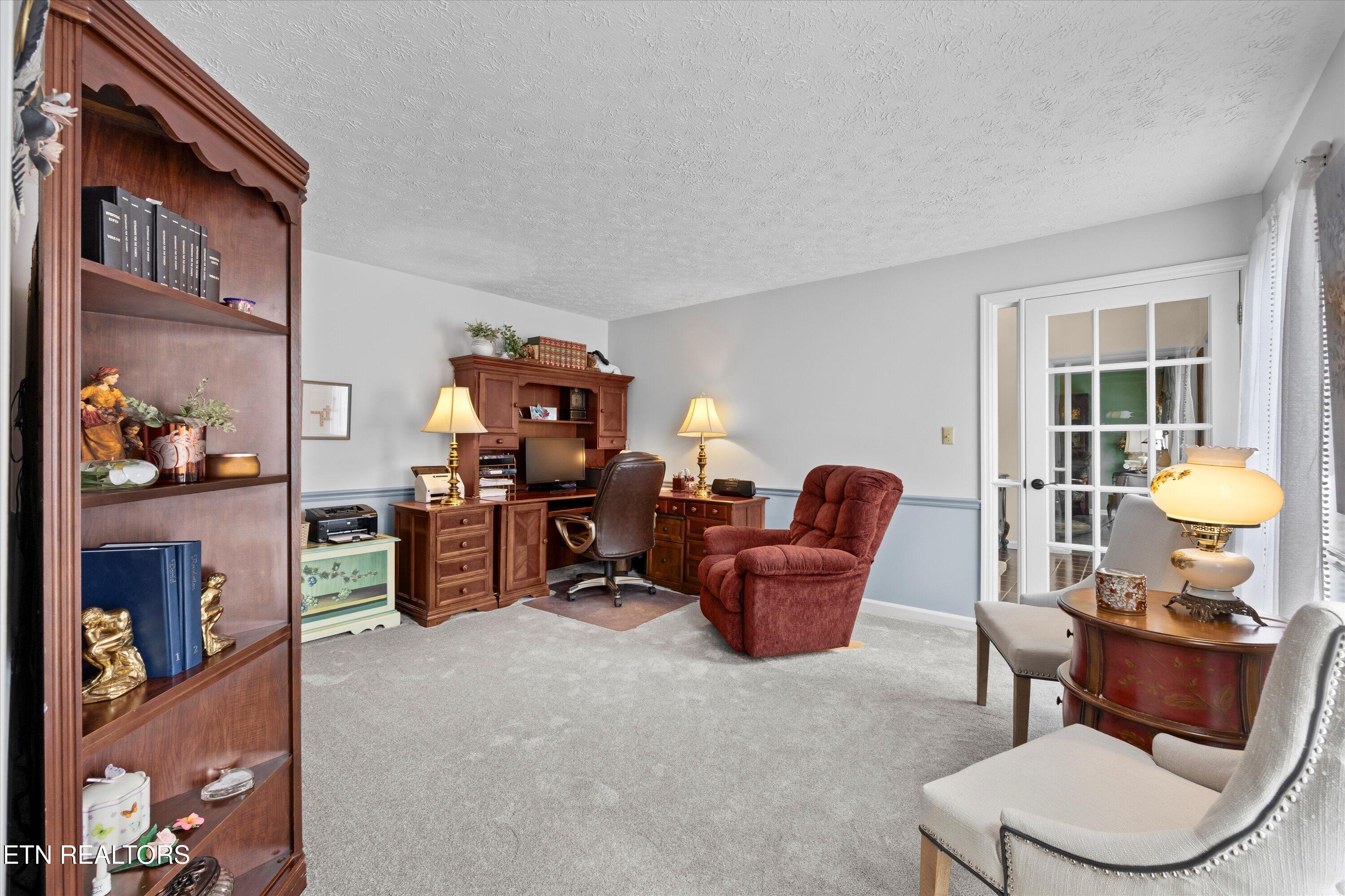 1200 Farrington Drive
