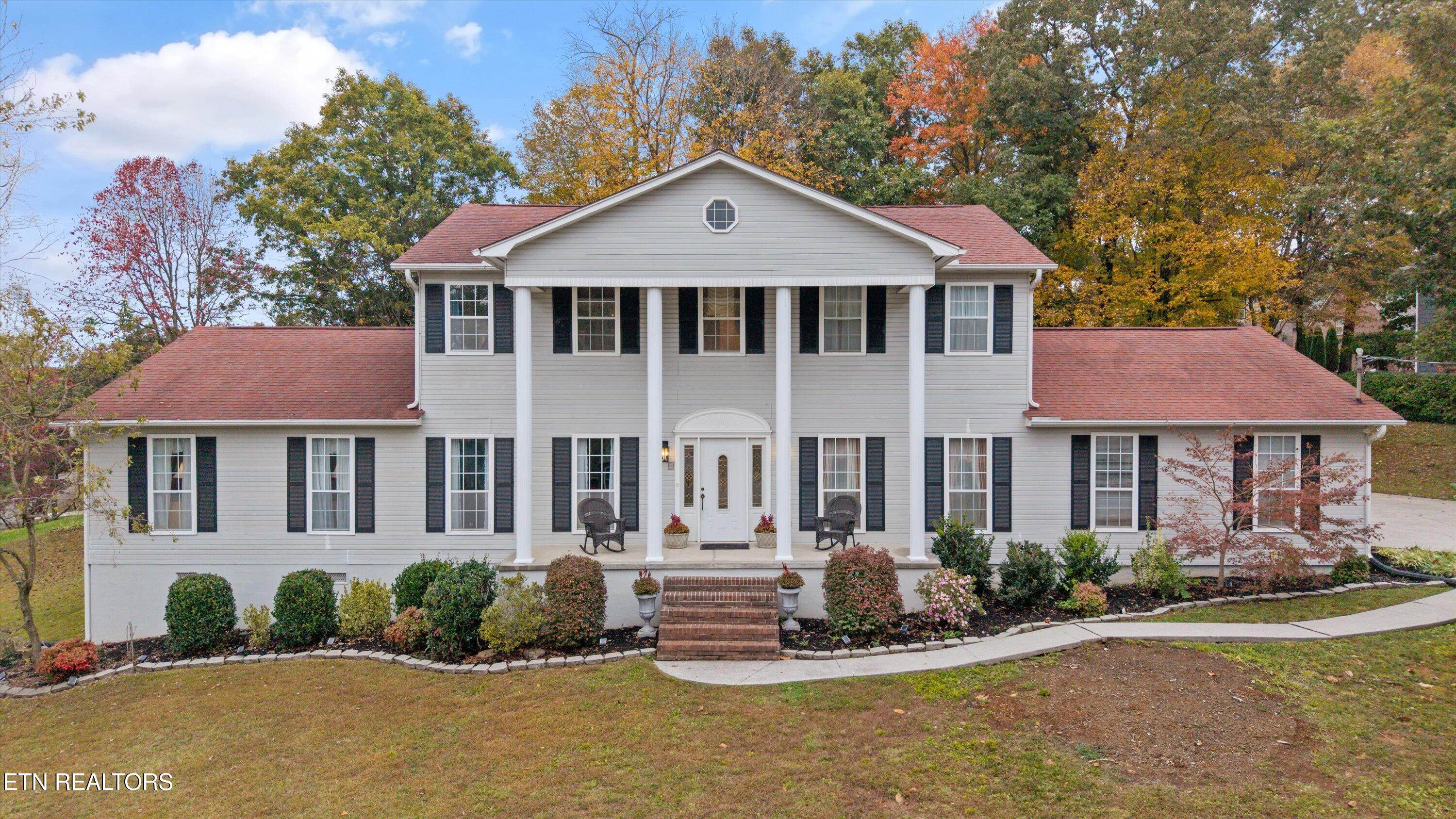 1200 Farrington Drive