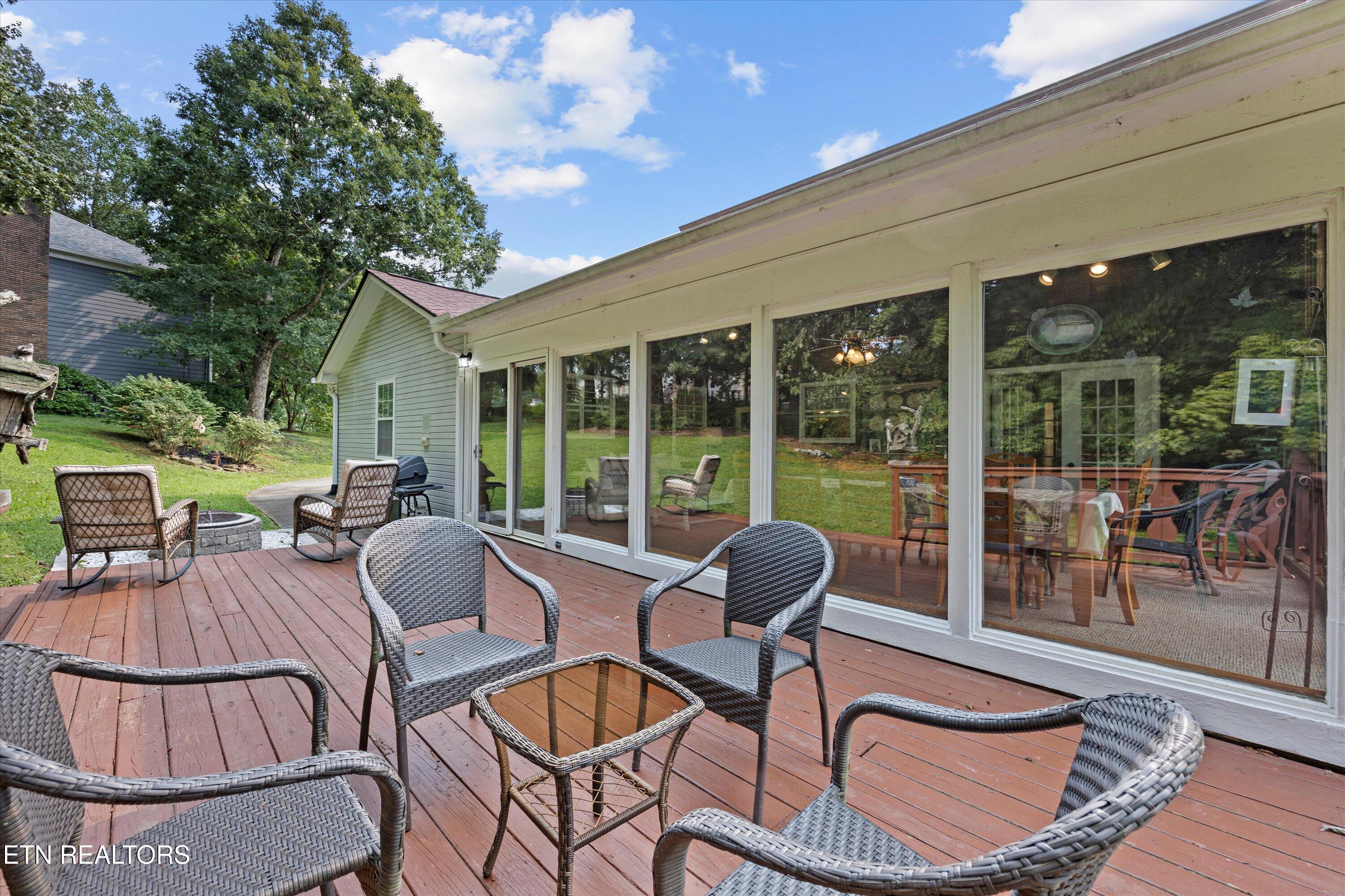 1200 Farrington Drive