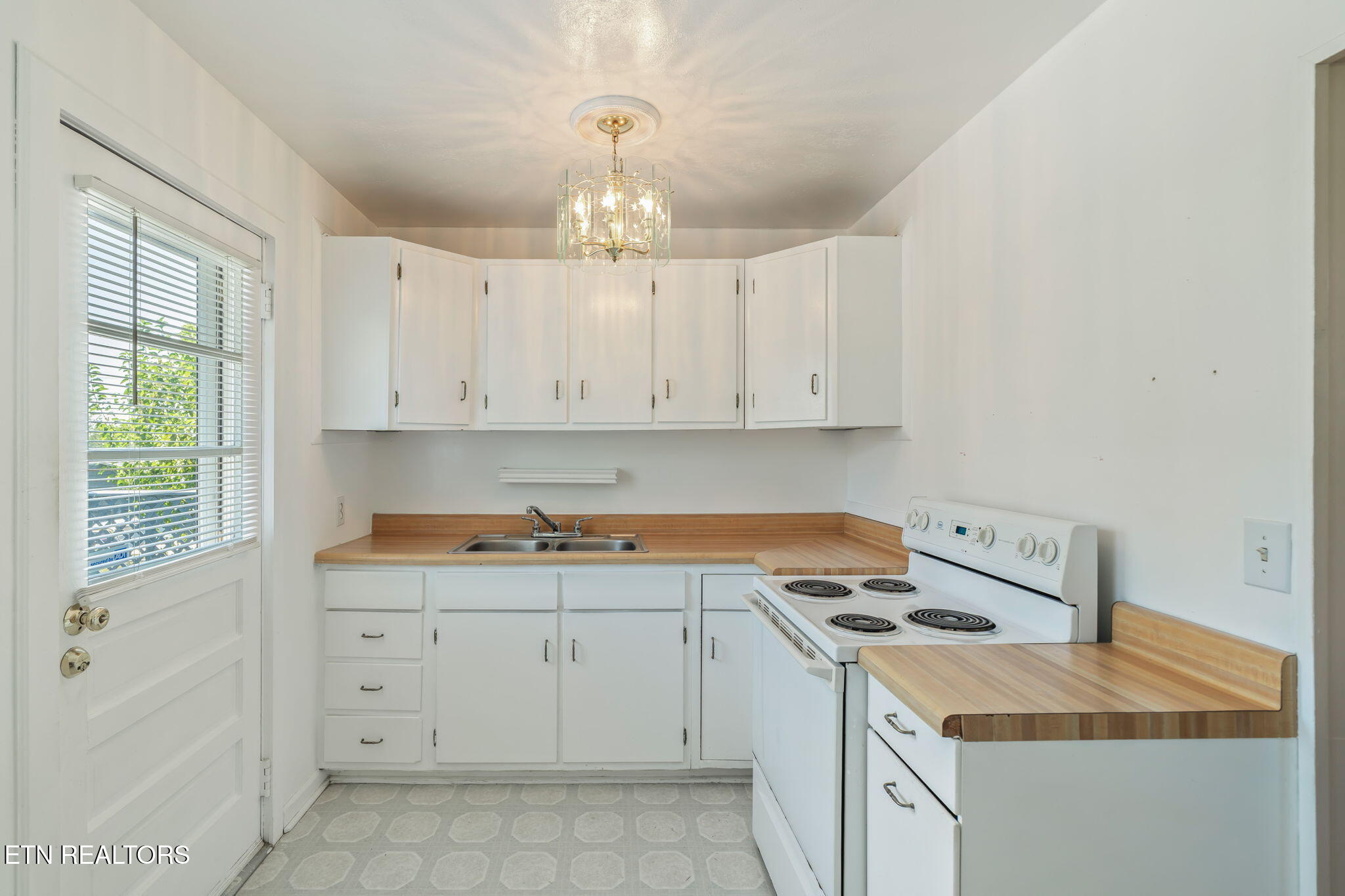 226 Chickamauga Ave