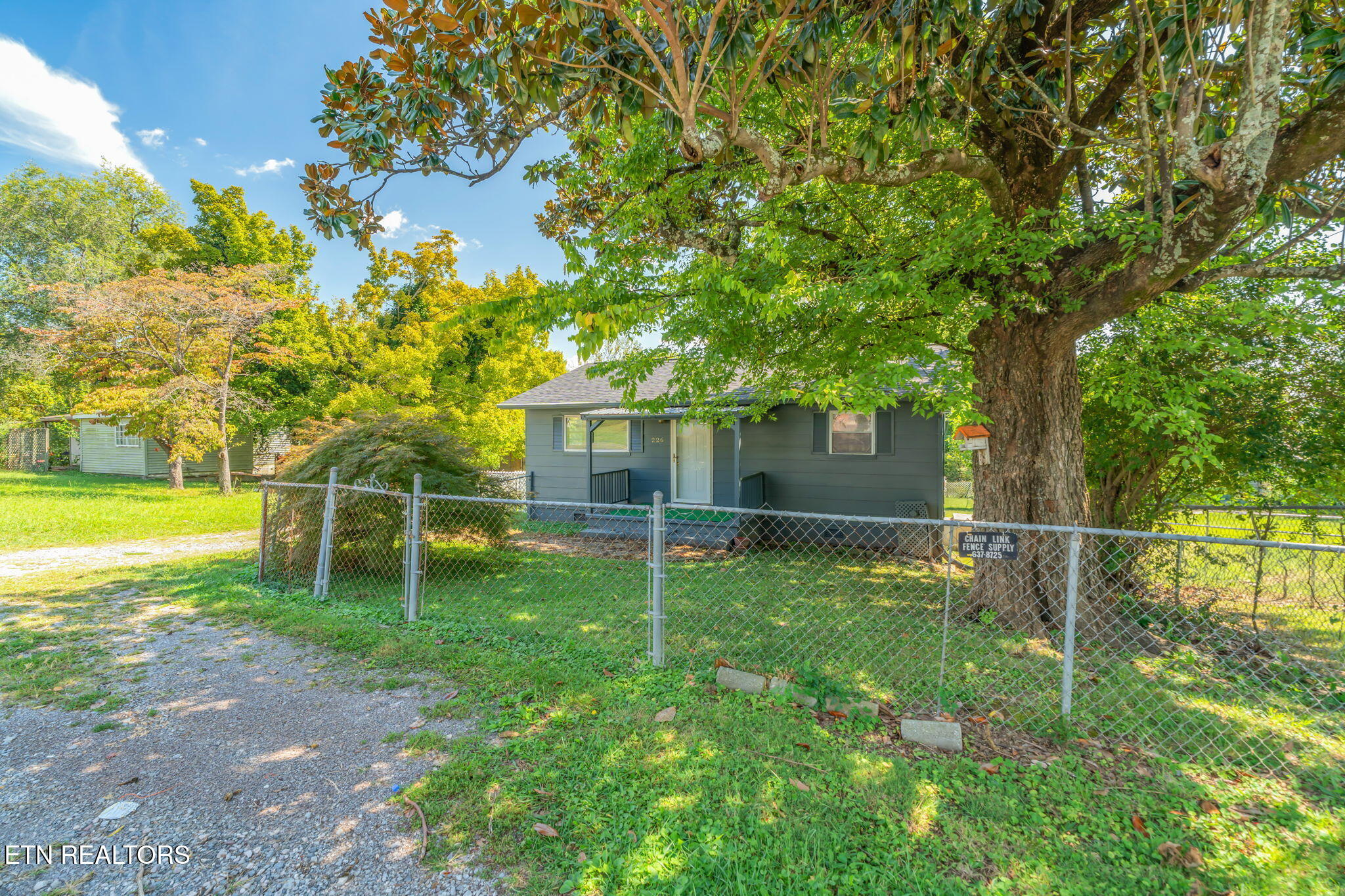 226 Chickamauga Ave