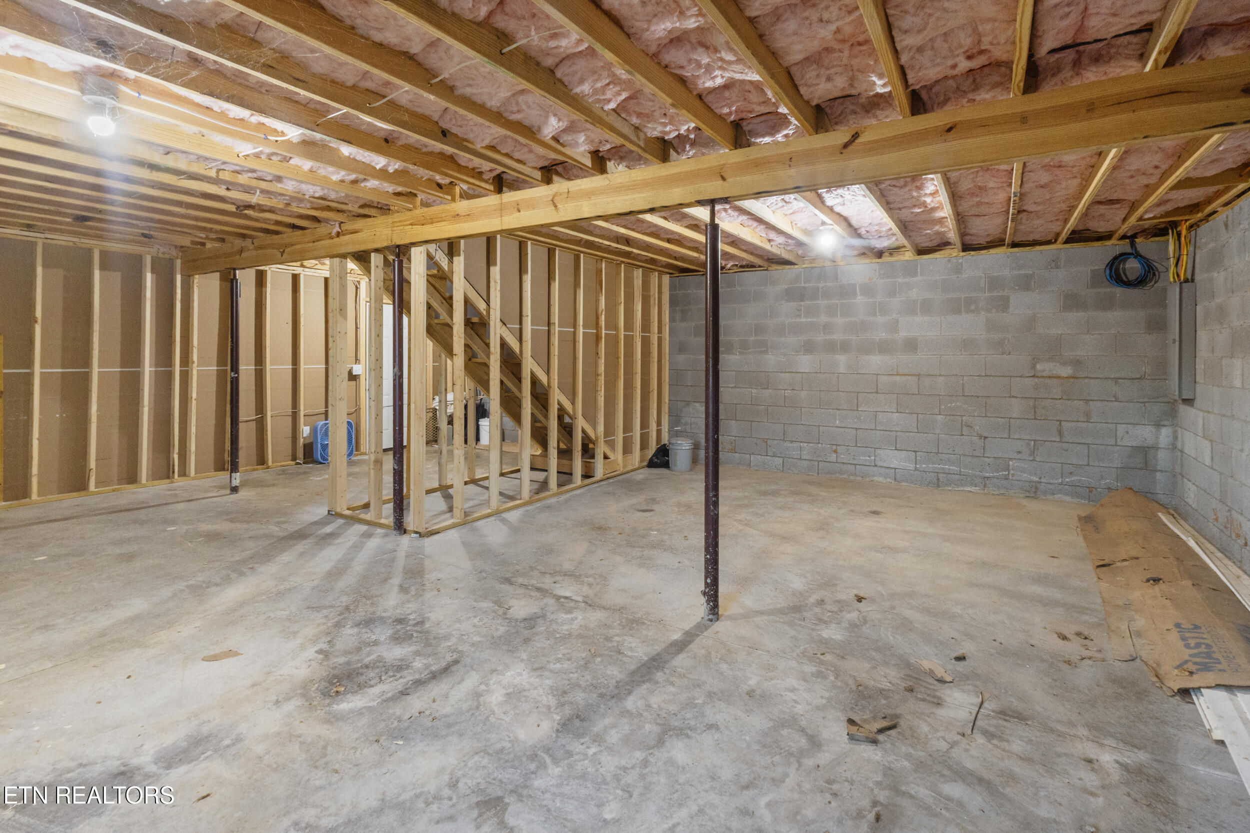 802 Forgety Rd