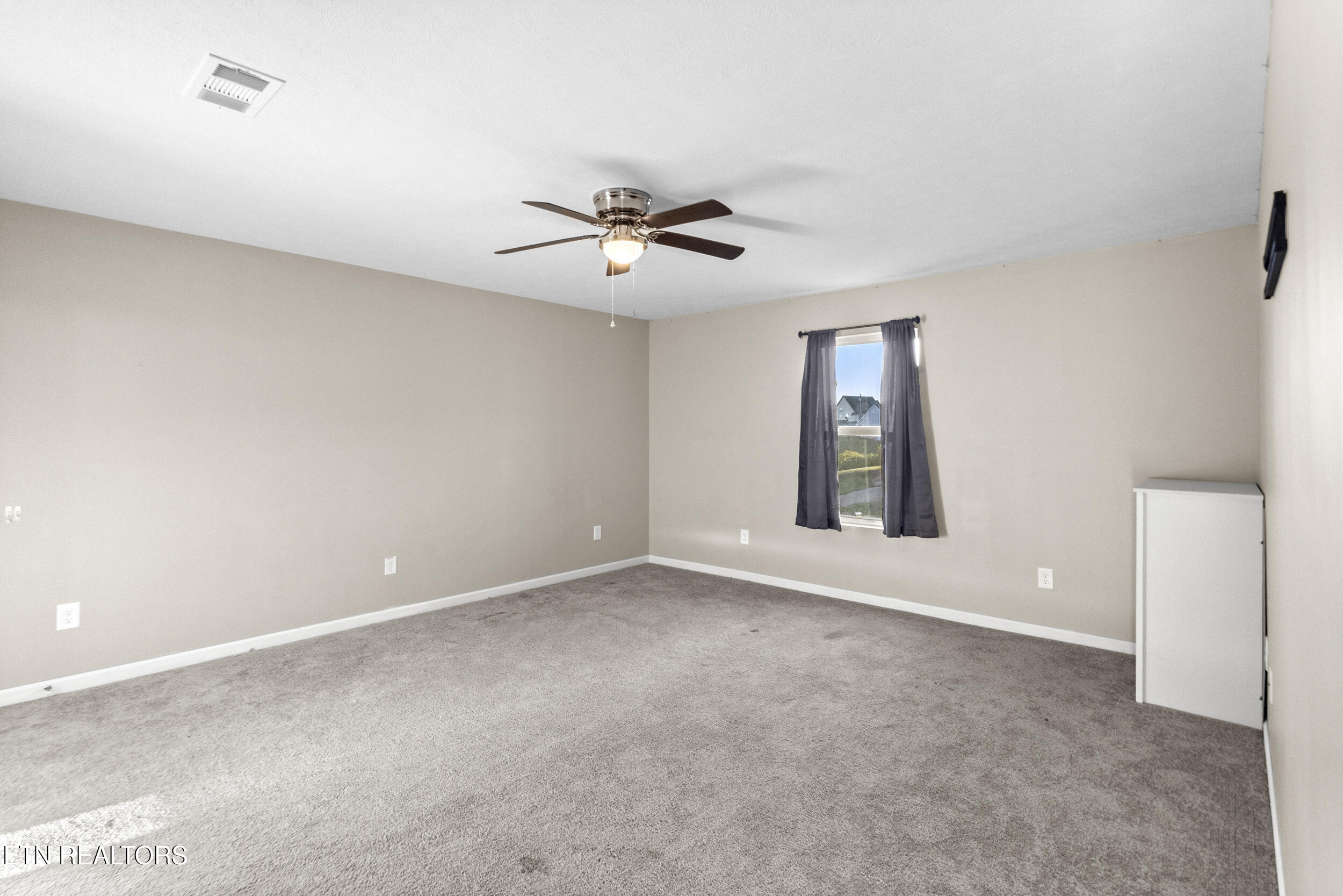 802 Forgety Rd