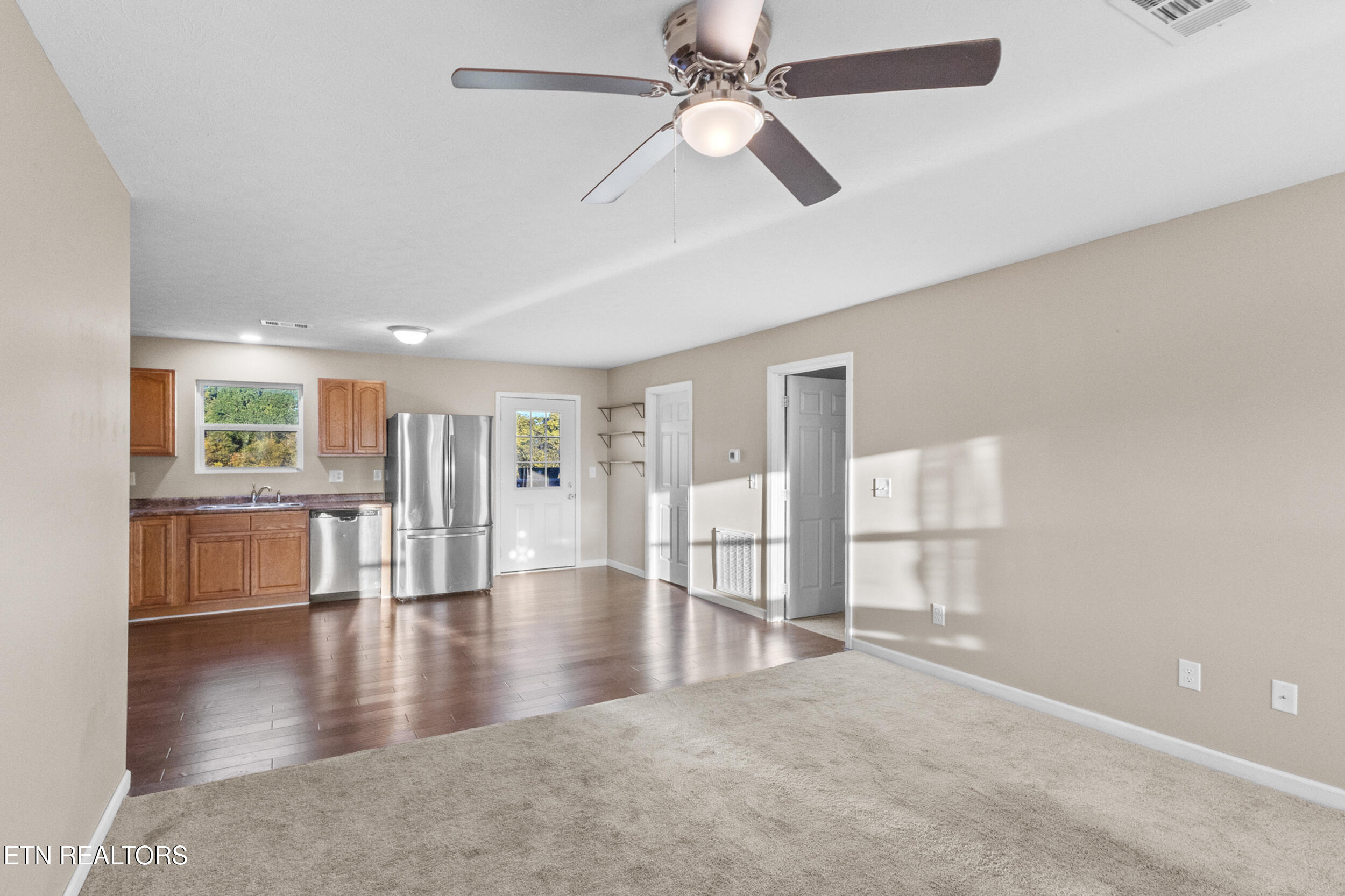 802 Forgety Rd