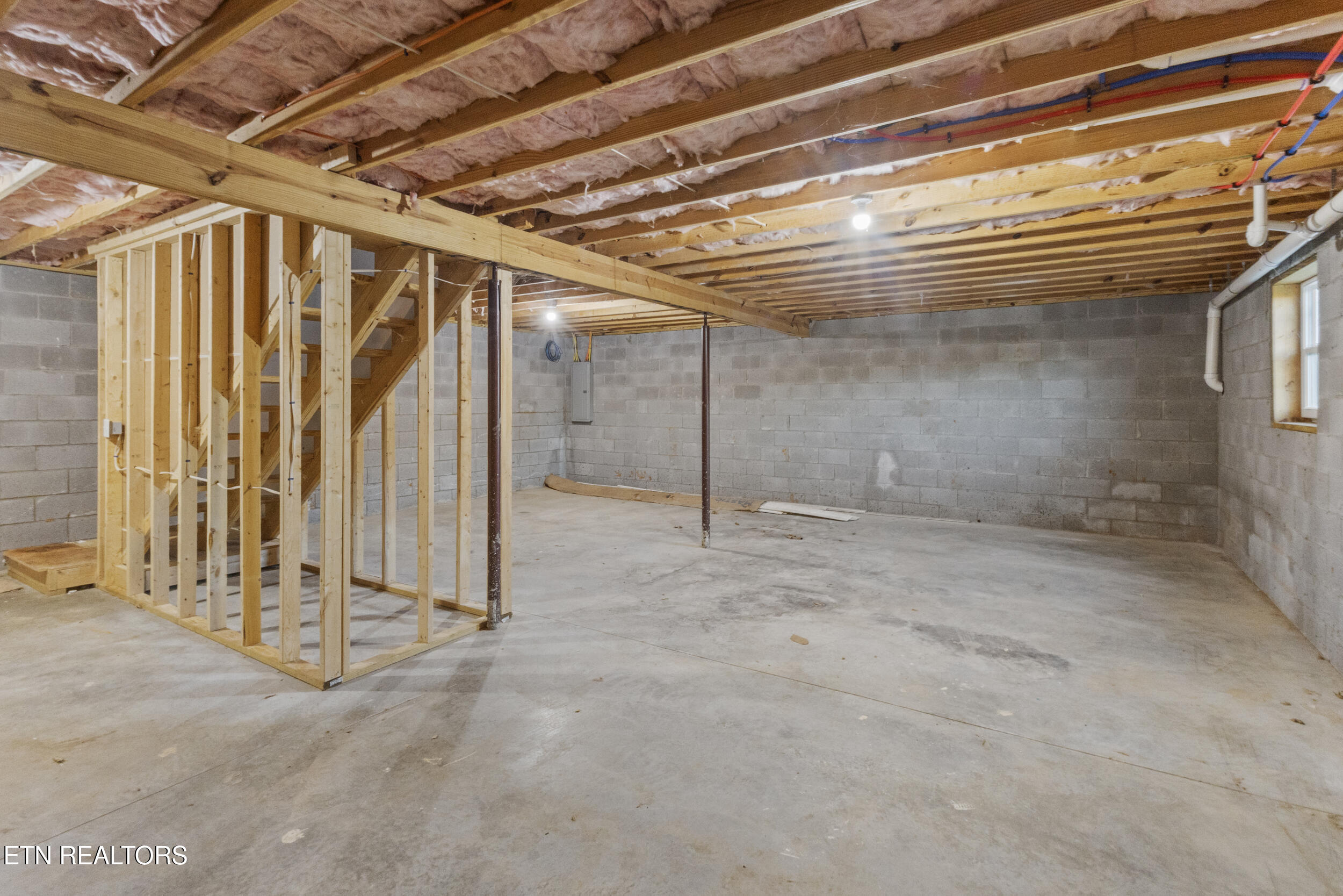 802 Forgety Rd
