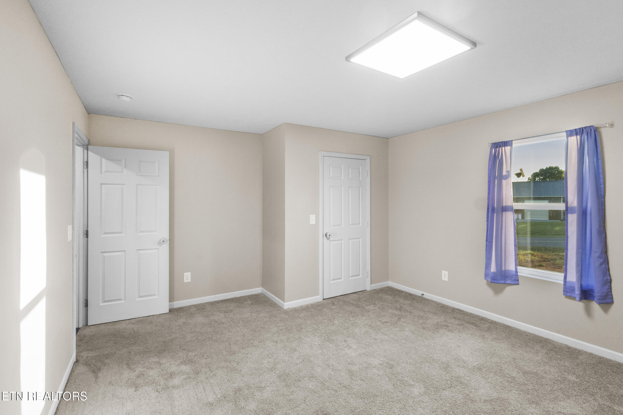 802 Forgety Rd