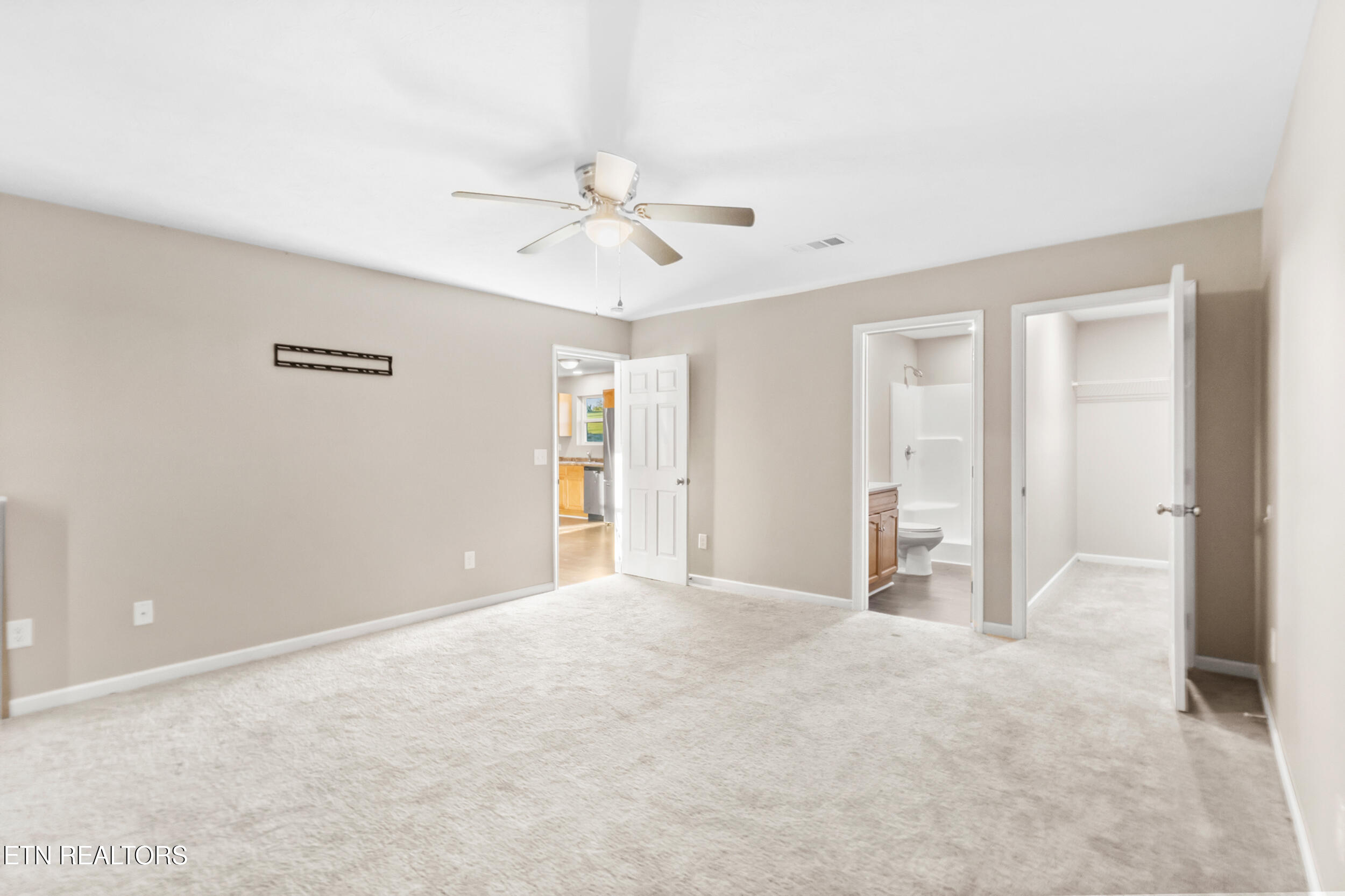 802 Forgety Rd