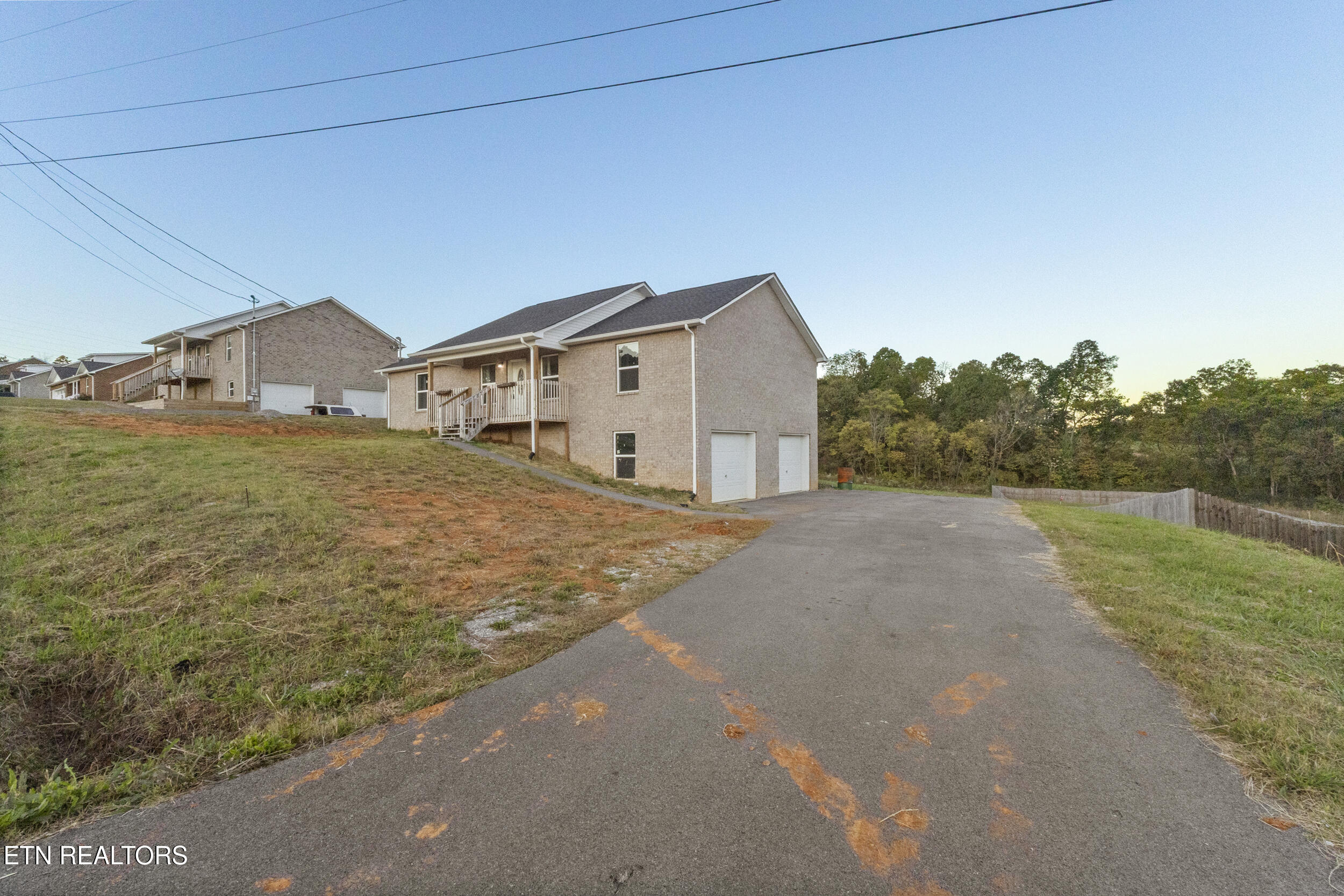 802 Forgety Rd