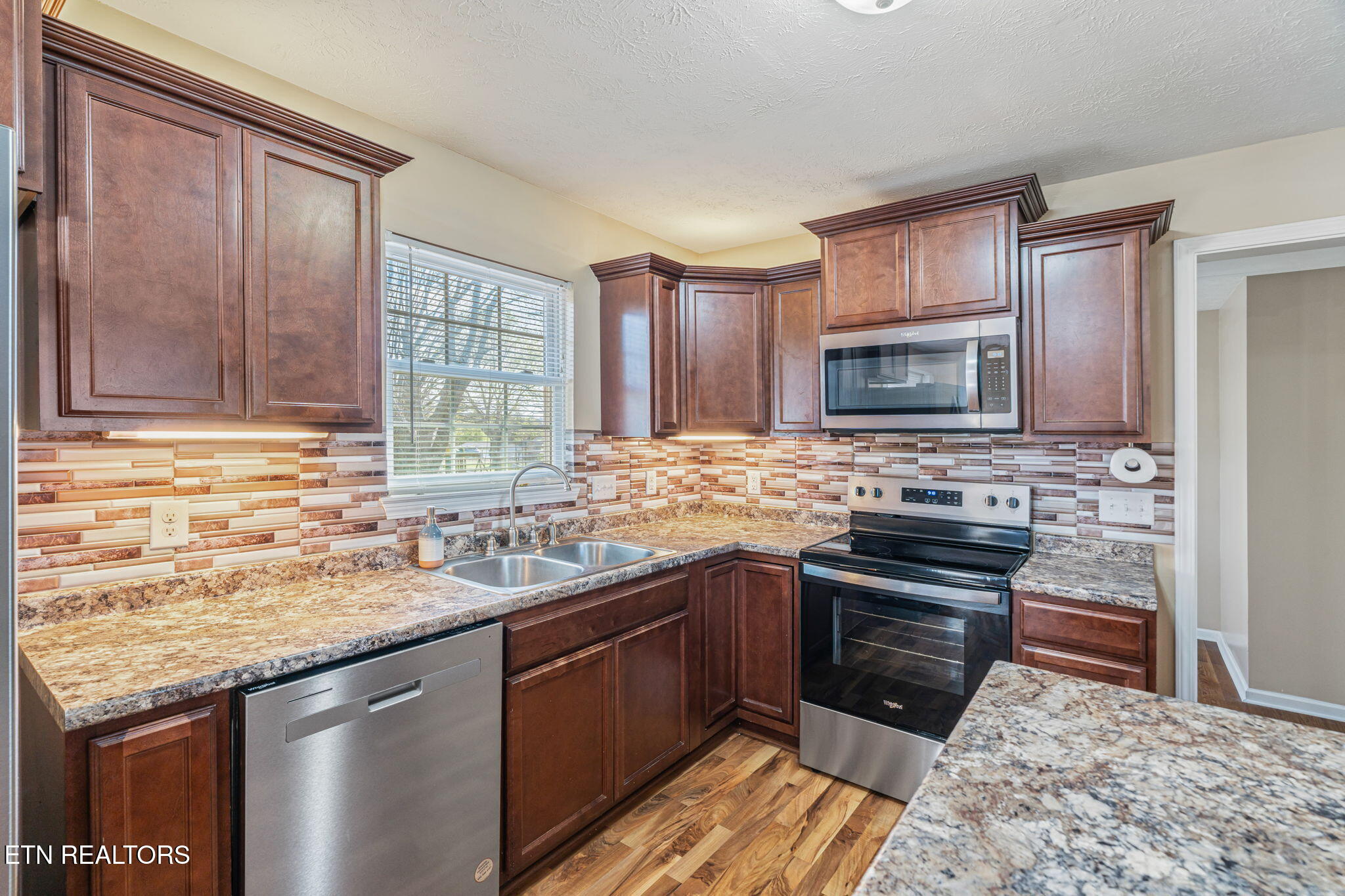 807 Lafollette Drive