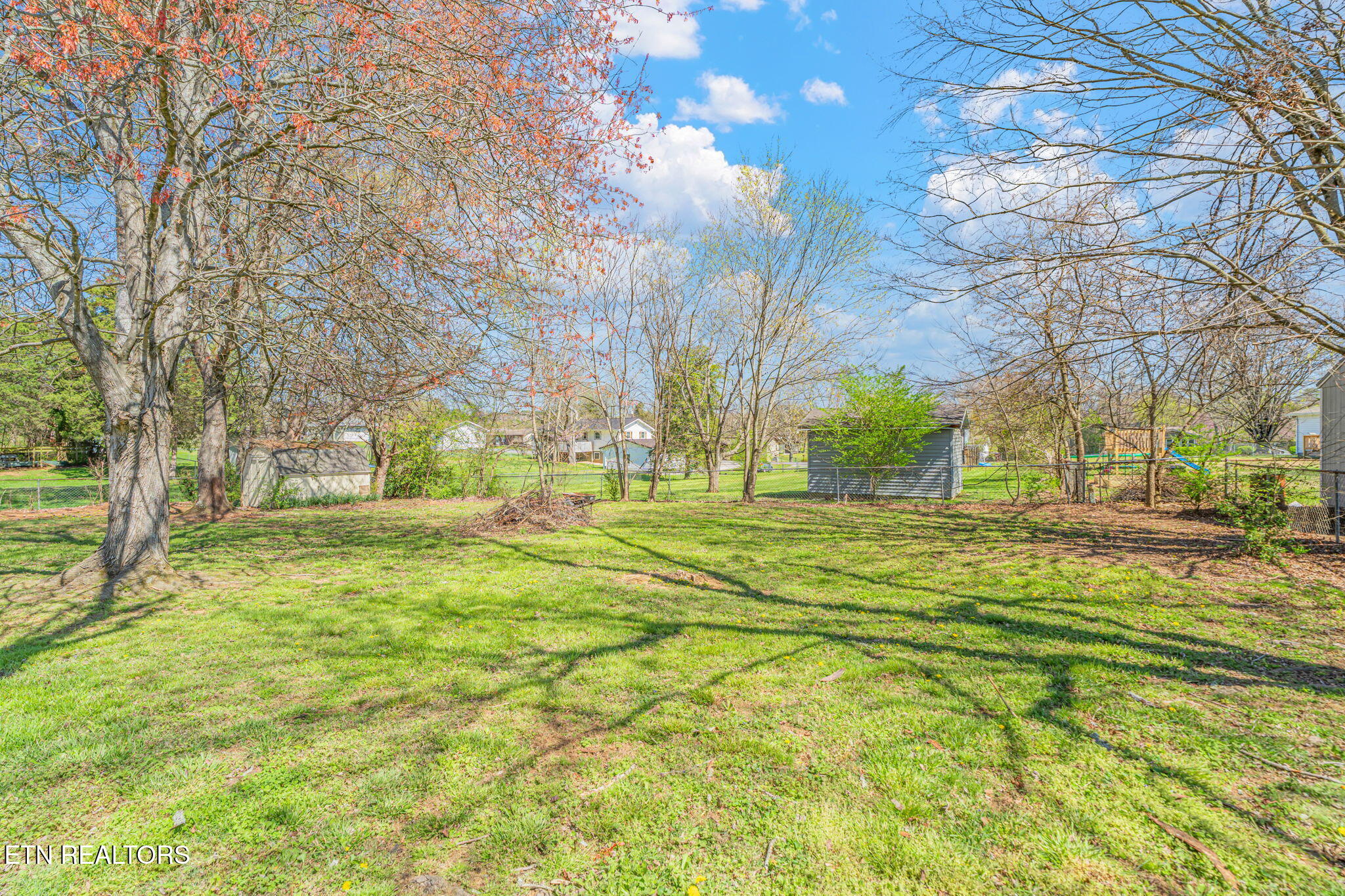 807 Lafollette Drive