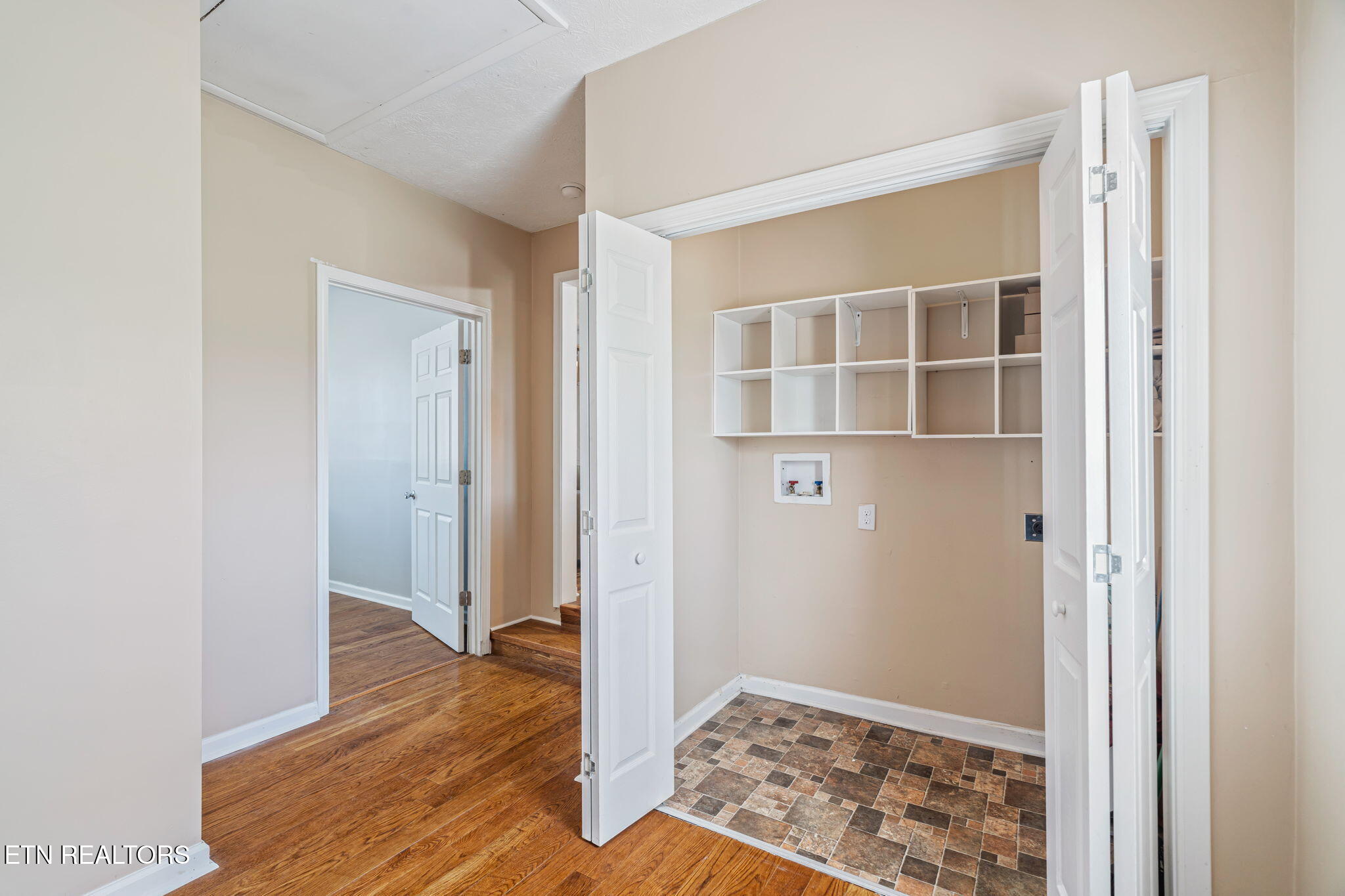 807 Lafollette Drive