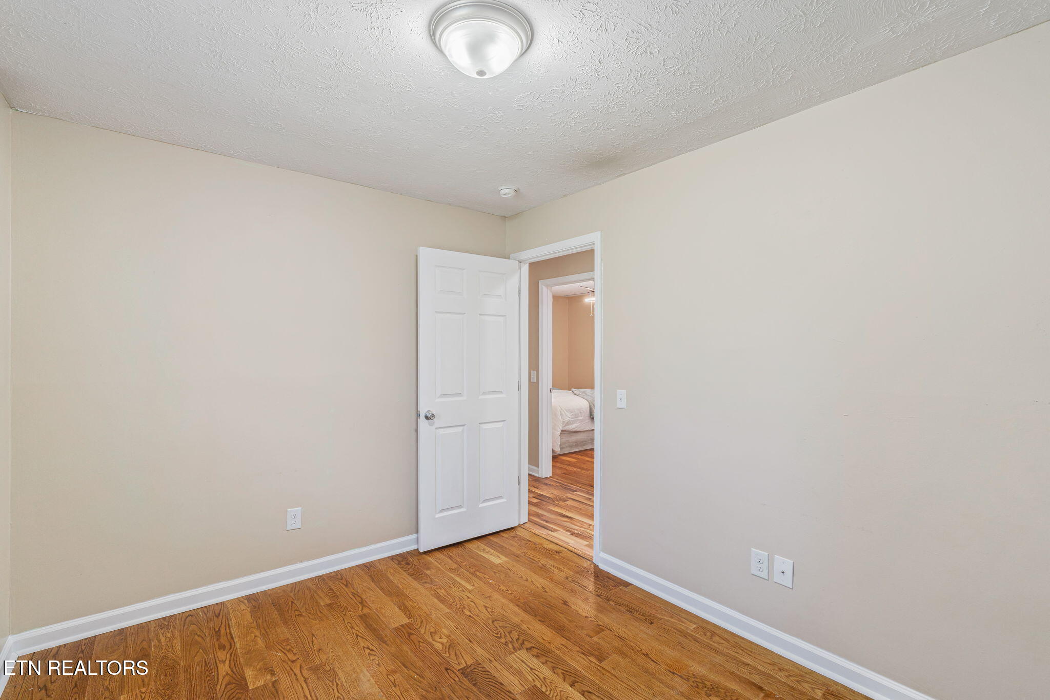 807 Lafollette Drive