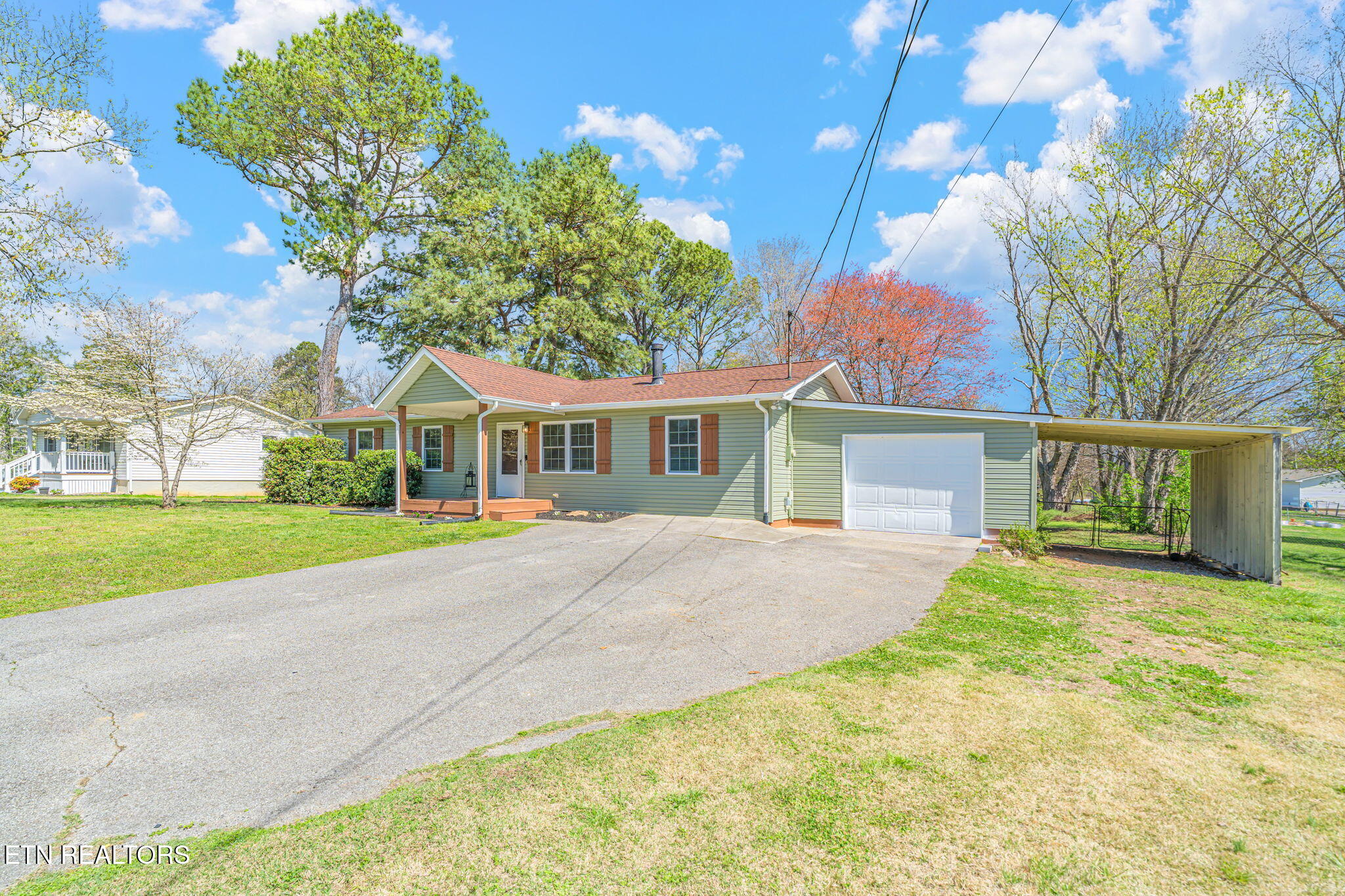 807 Lafollette Drive