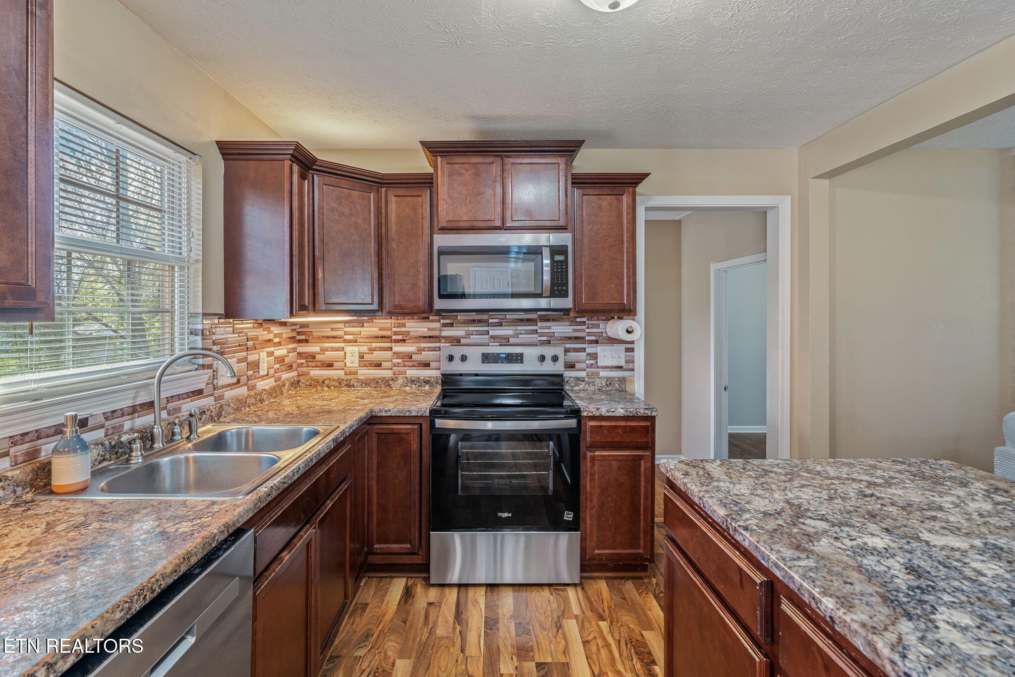 807 Lafollette Drive