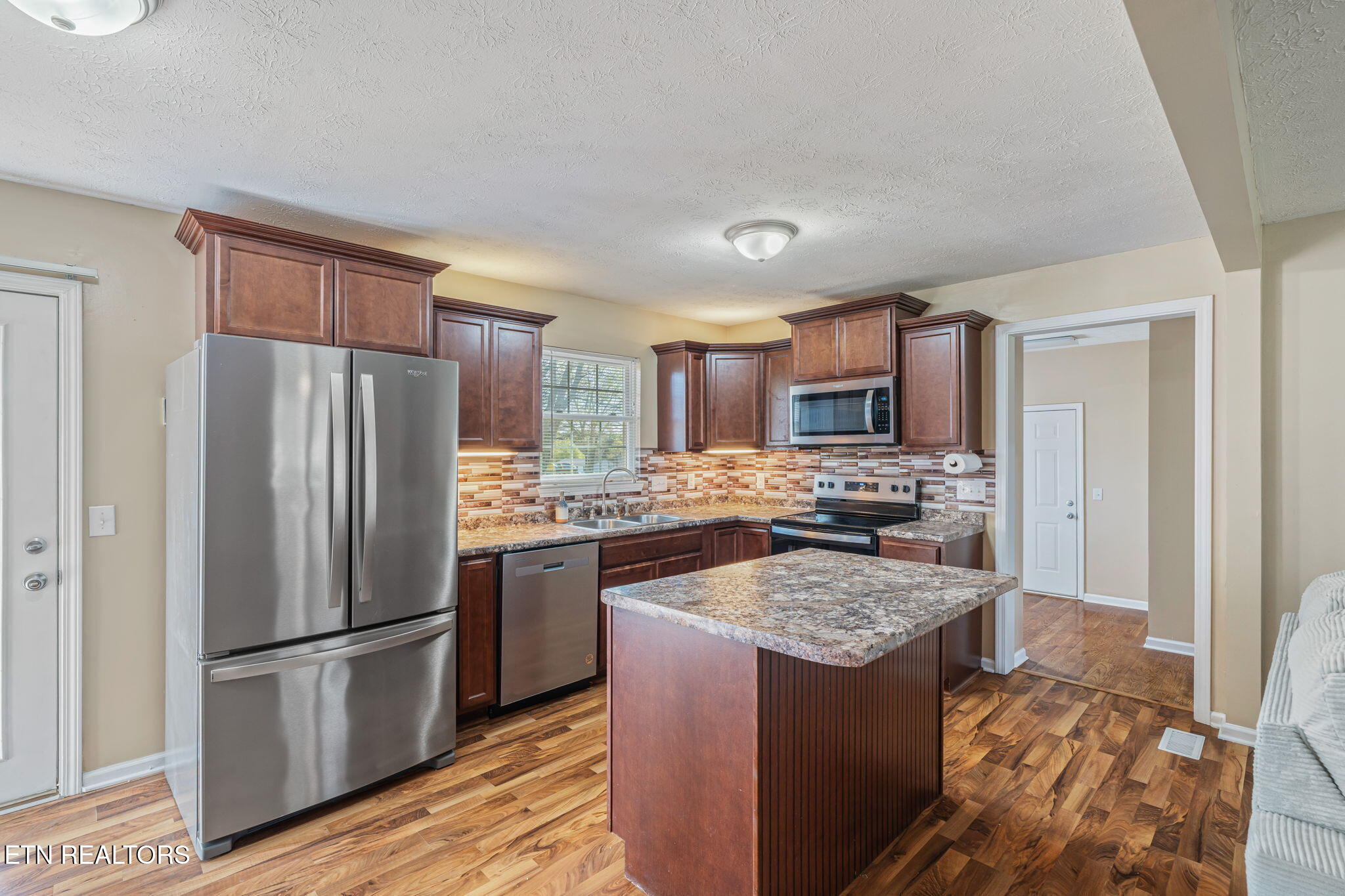 807 Lafollette Drive