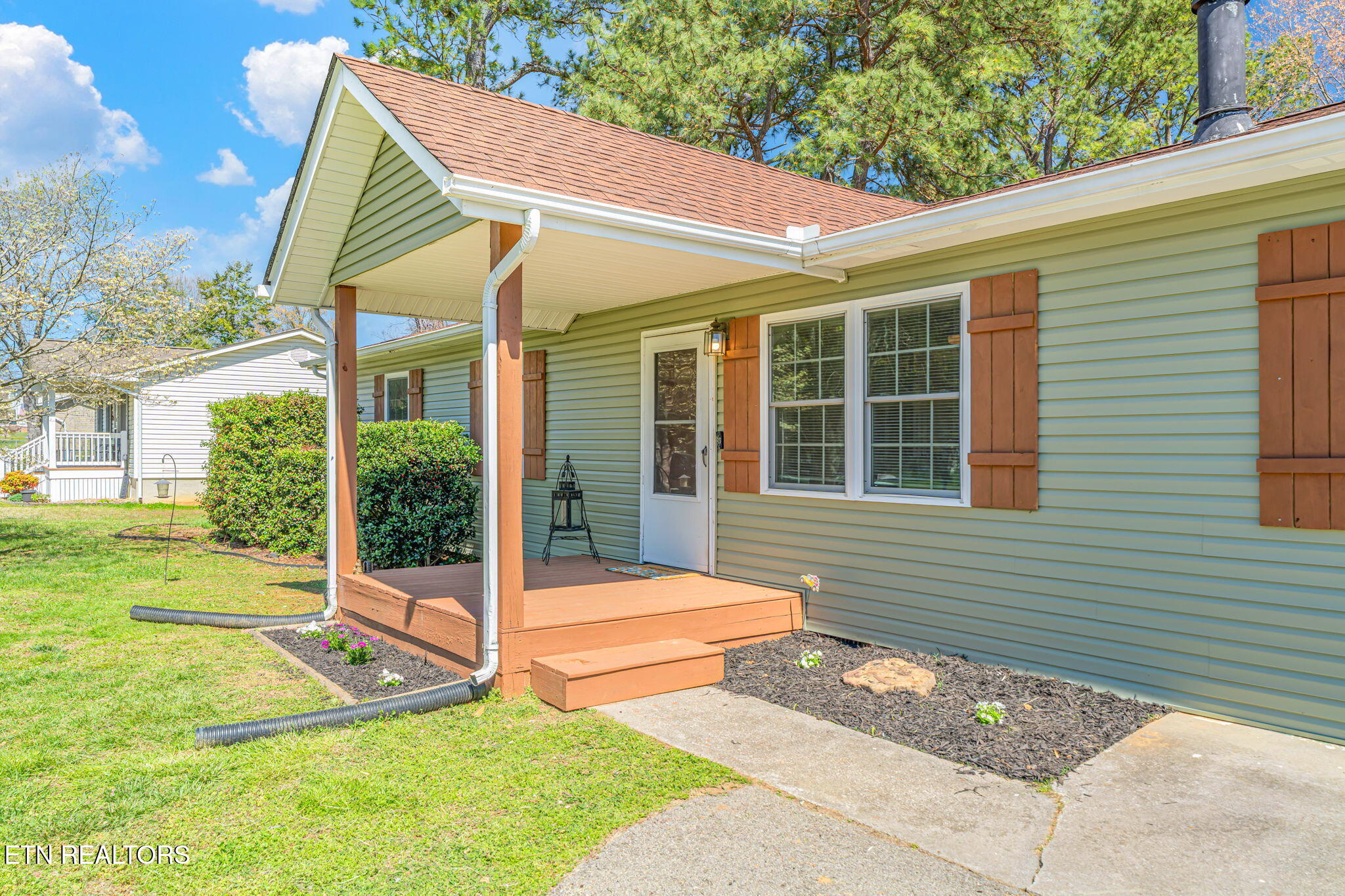 807 Lafollette Drive