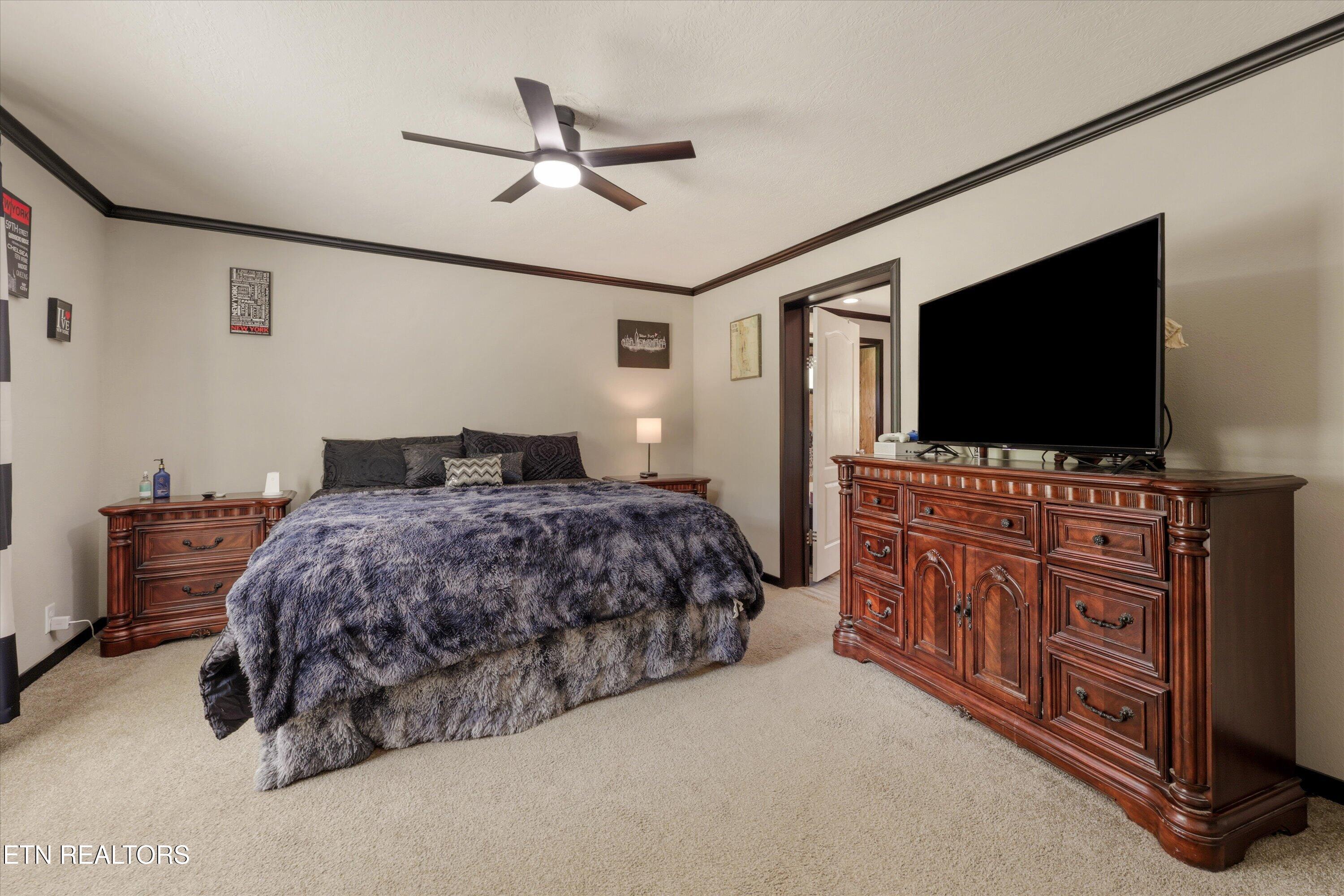 369 Possum Valley Rd