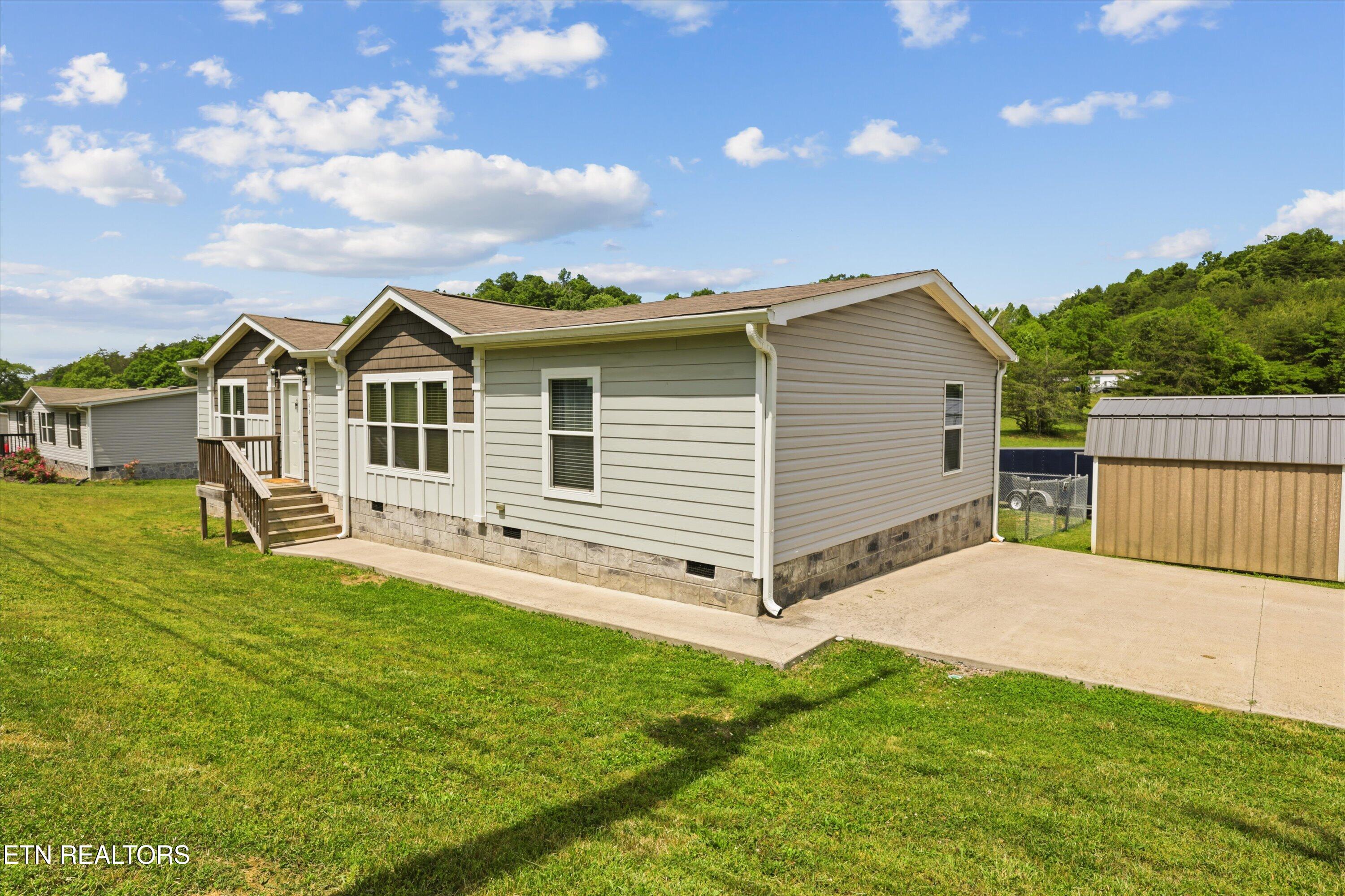 369 Possum Valley Rd