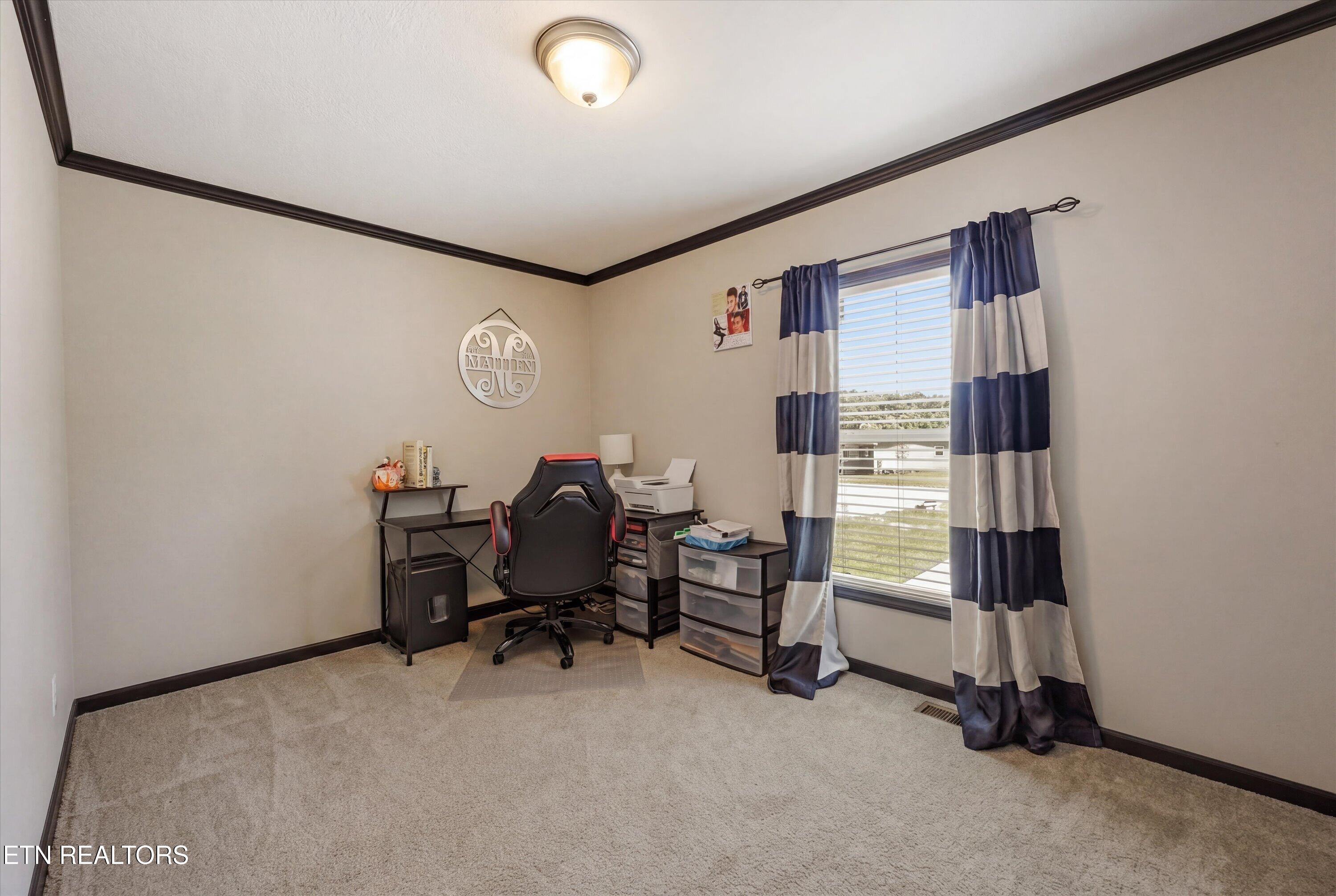 369 Possum Valley Rd