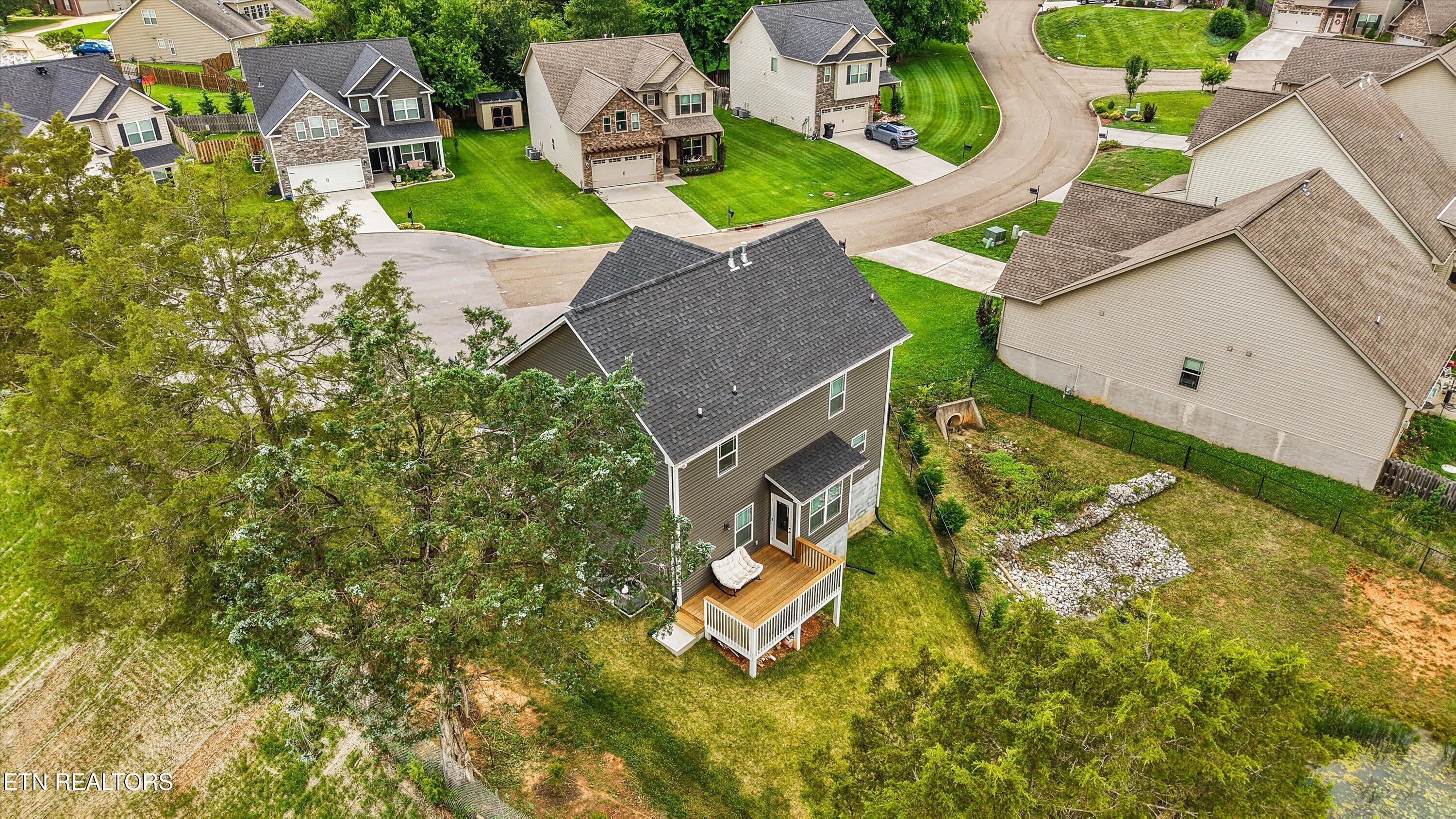 1006 Letsinger Cove Lane