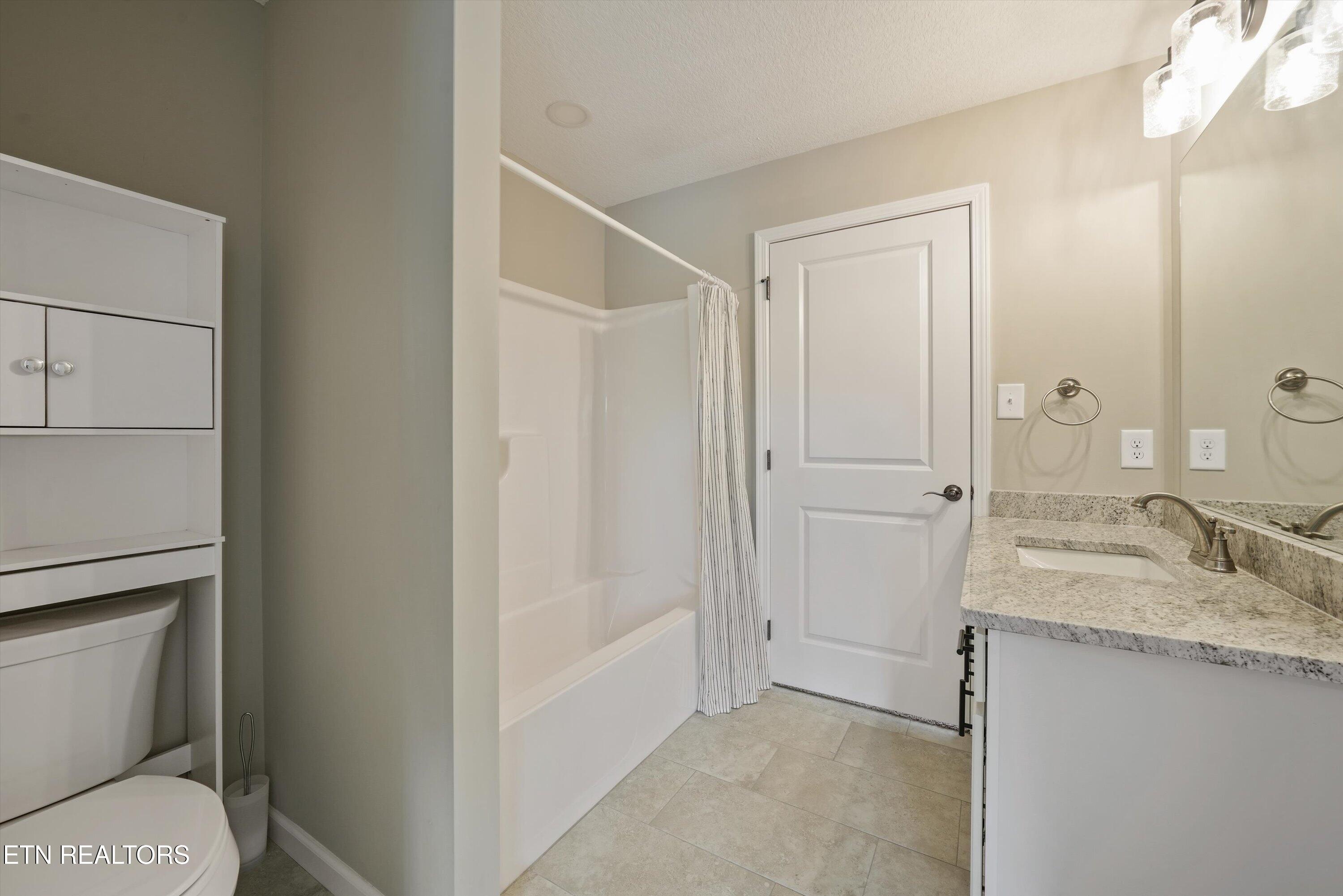 1006 Letsinger Cove Lane