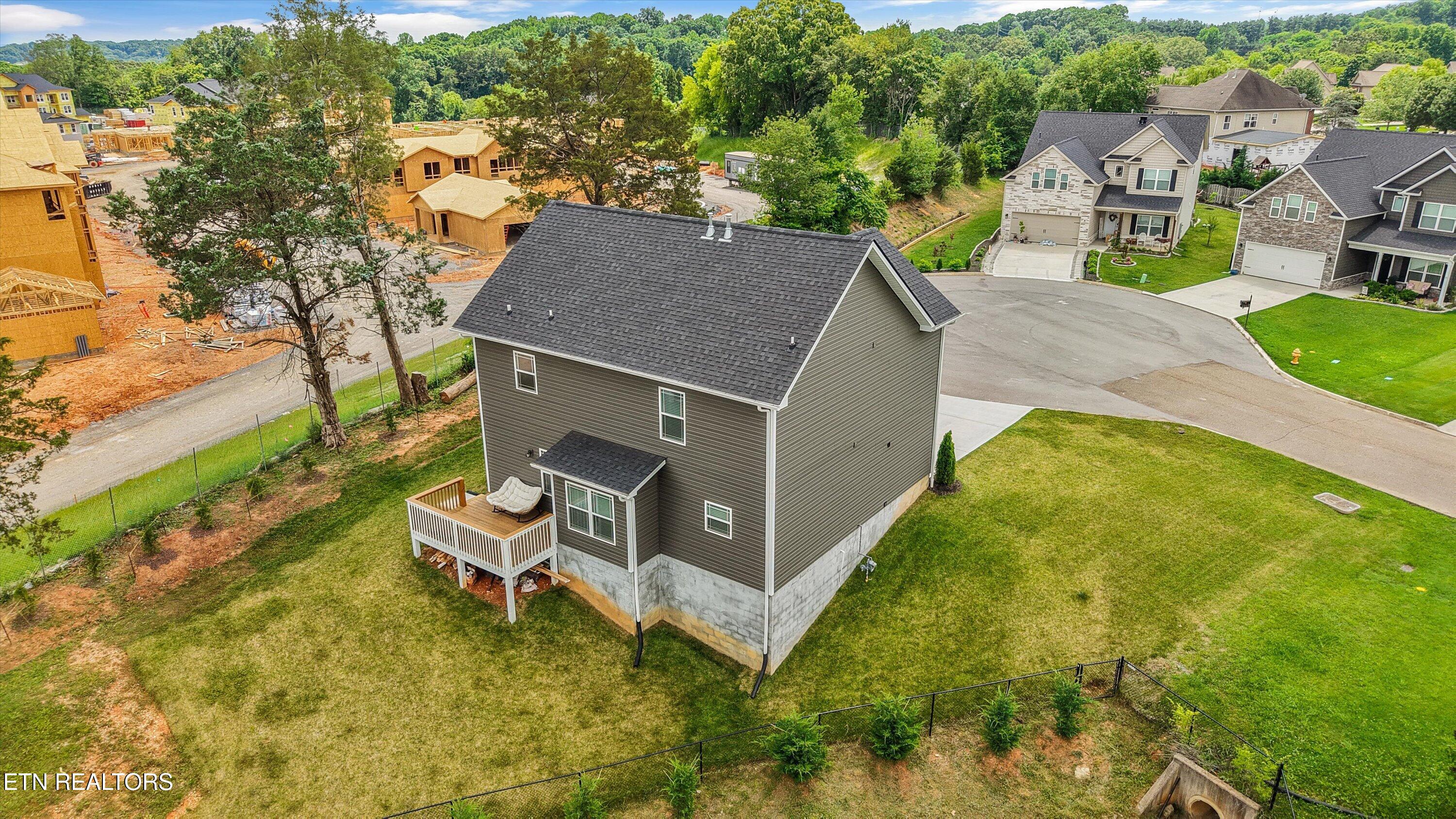 1006 Letsinger Cove Lane