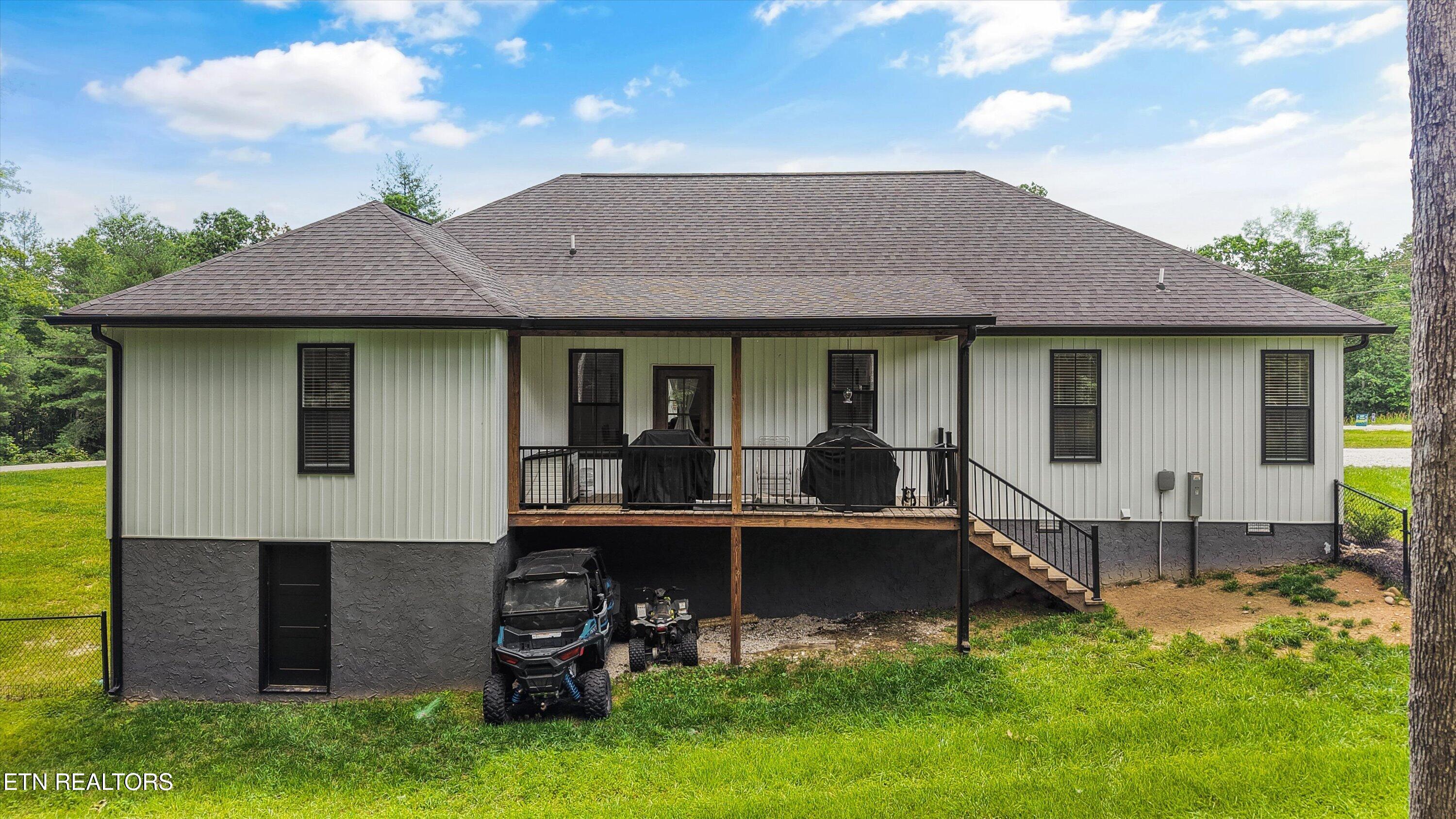 738 Toomey Falls Rd