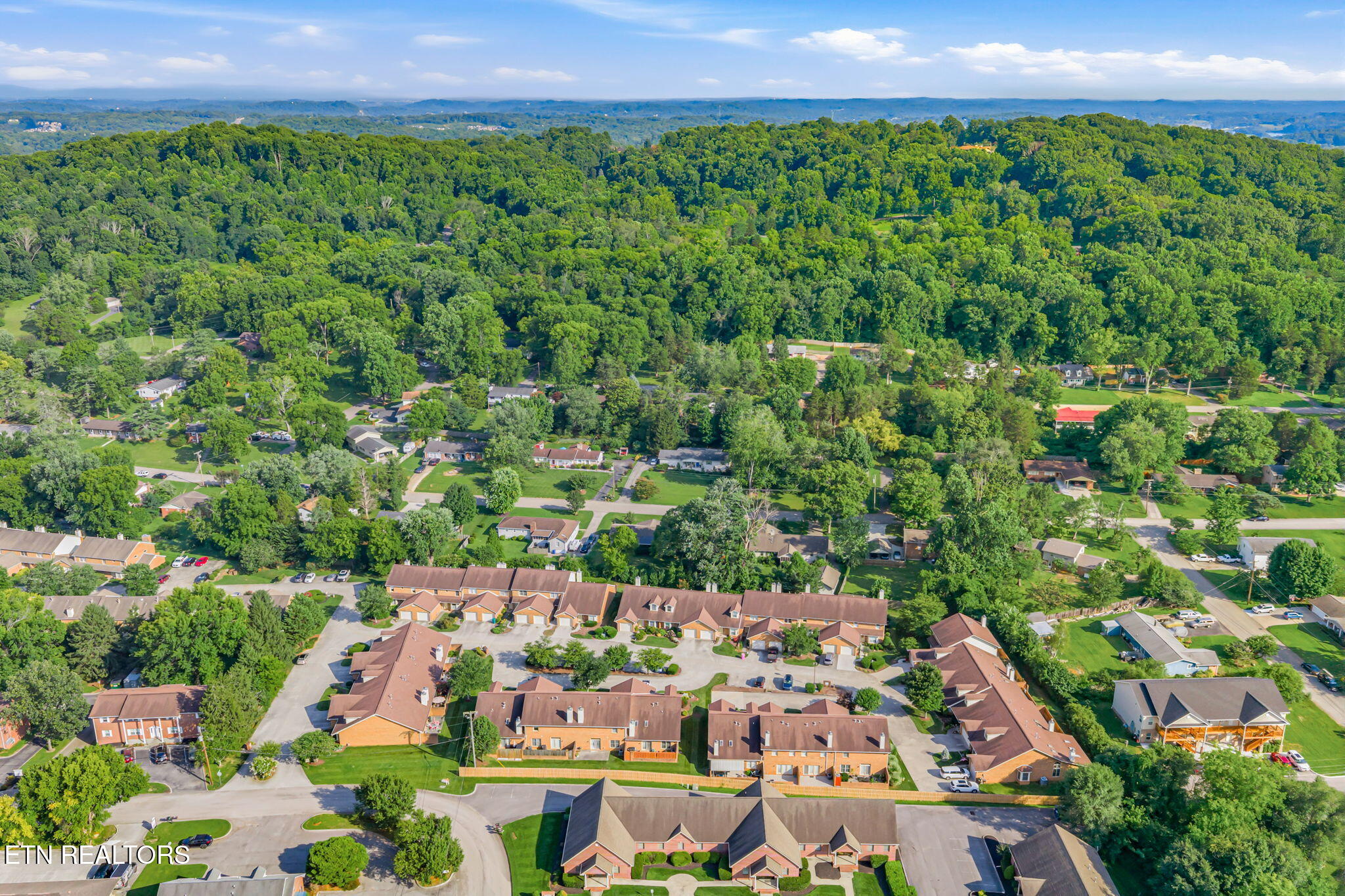 10502 Raven Court