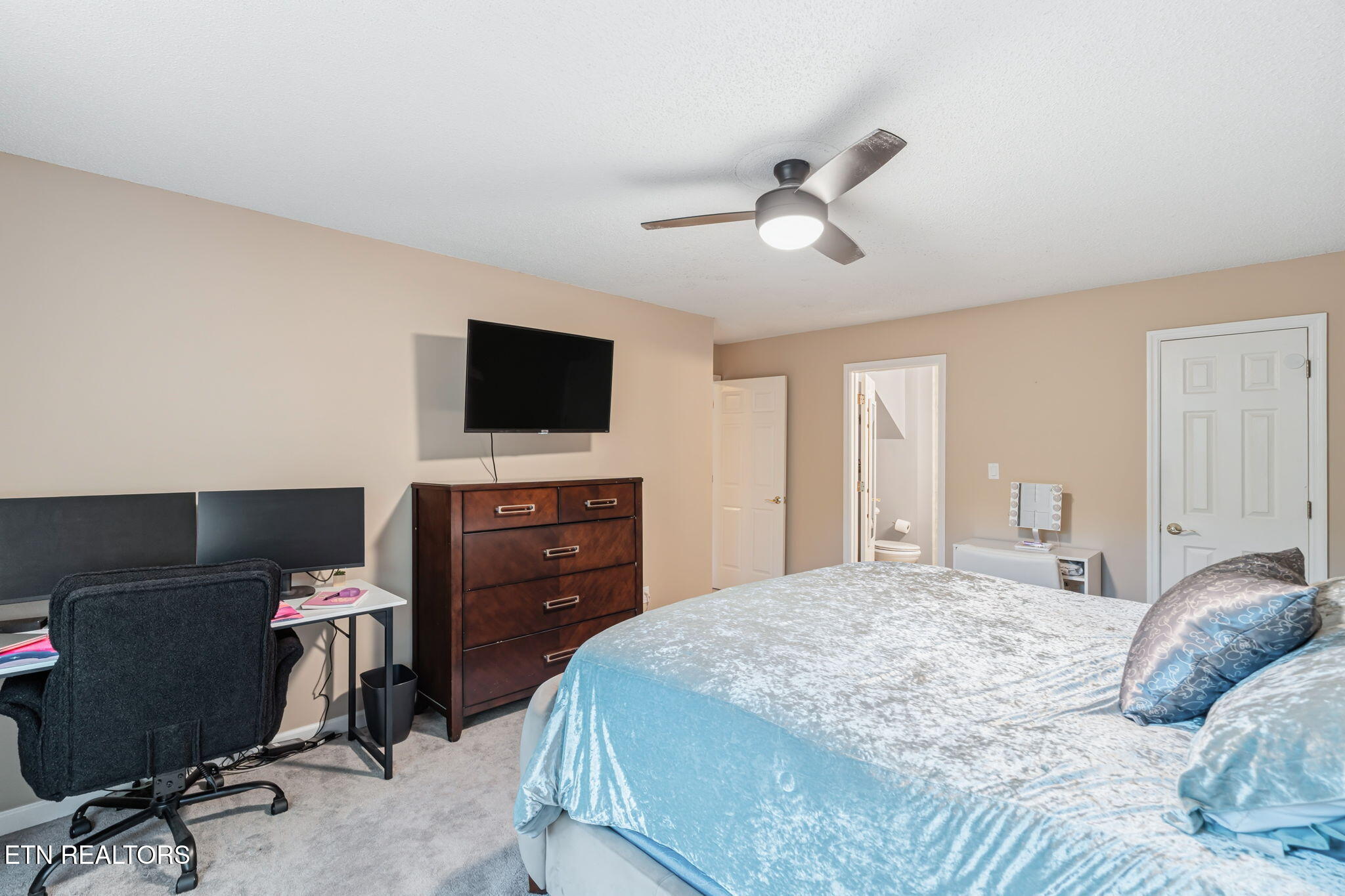 10502 Raven Court