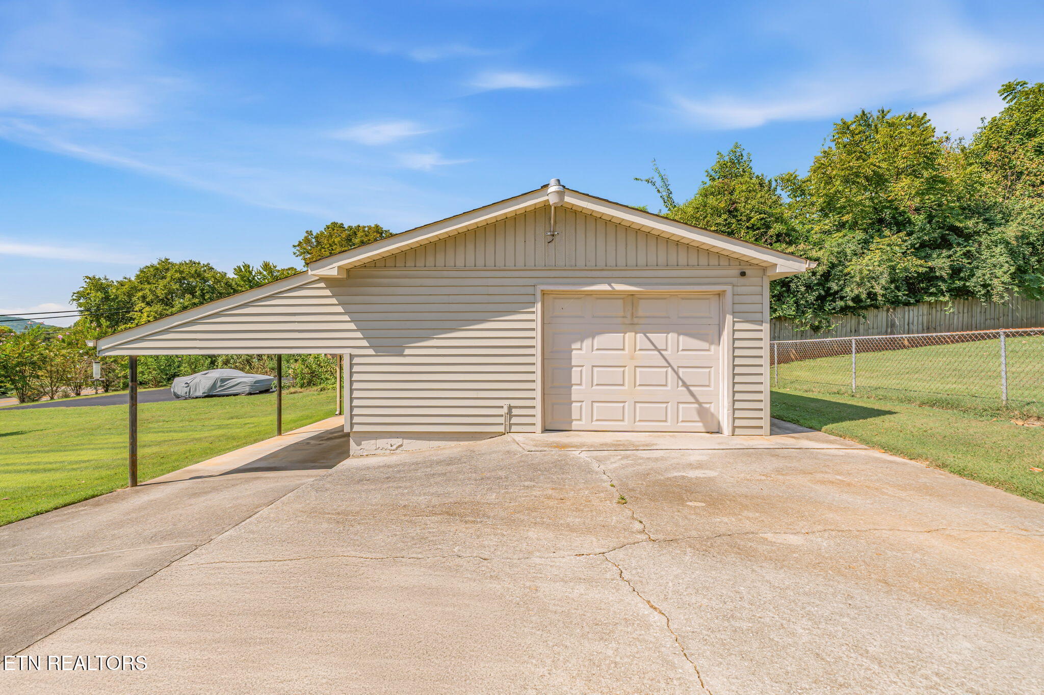 7301 Oxmoor Rd