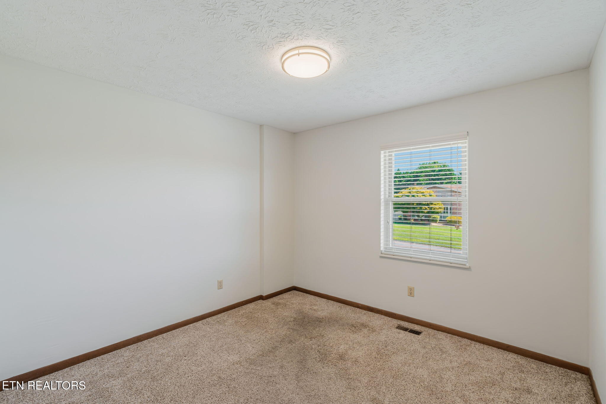 7301 Oxmoor Rd