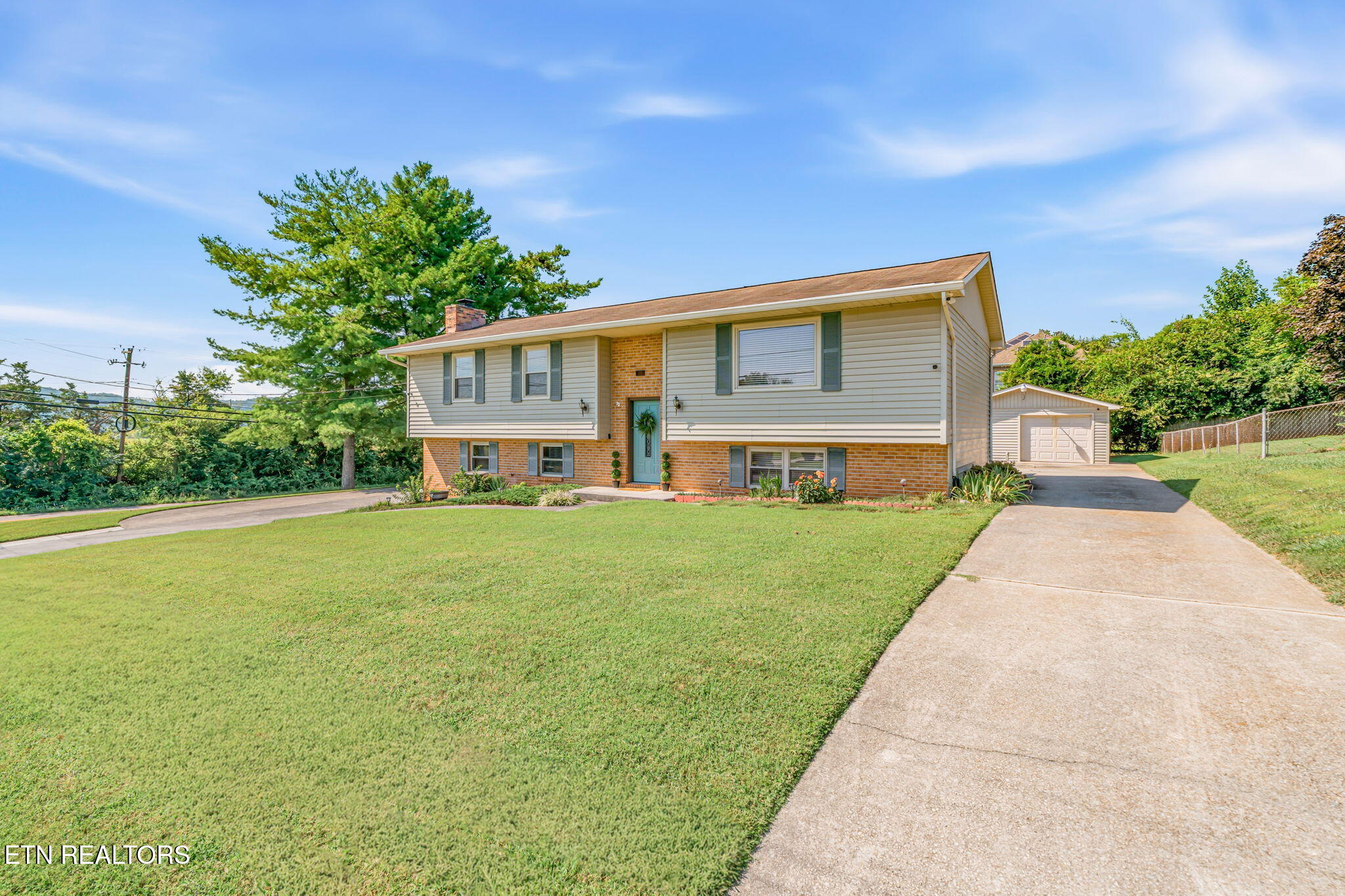 7301 Oxmoor Rd