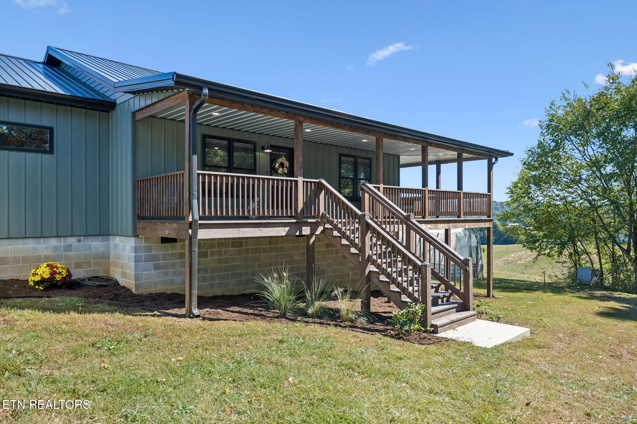 502 Coile Rd