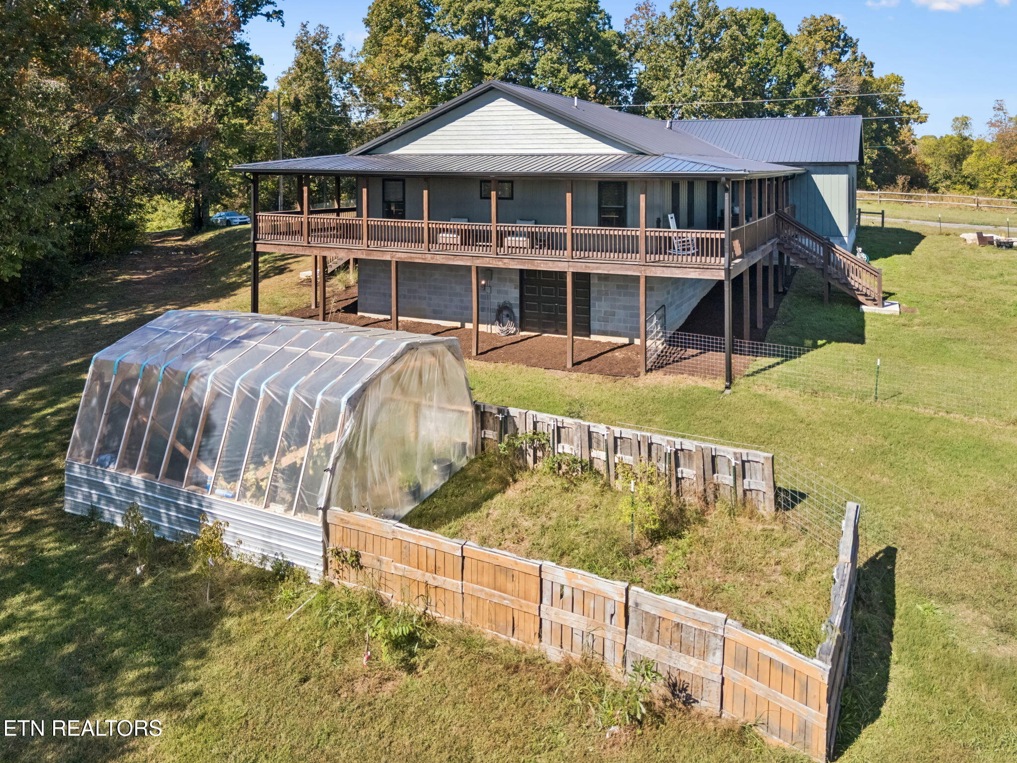 502 Coile Rd