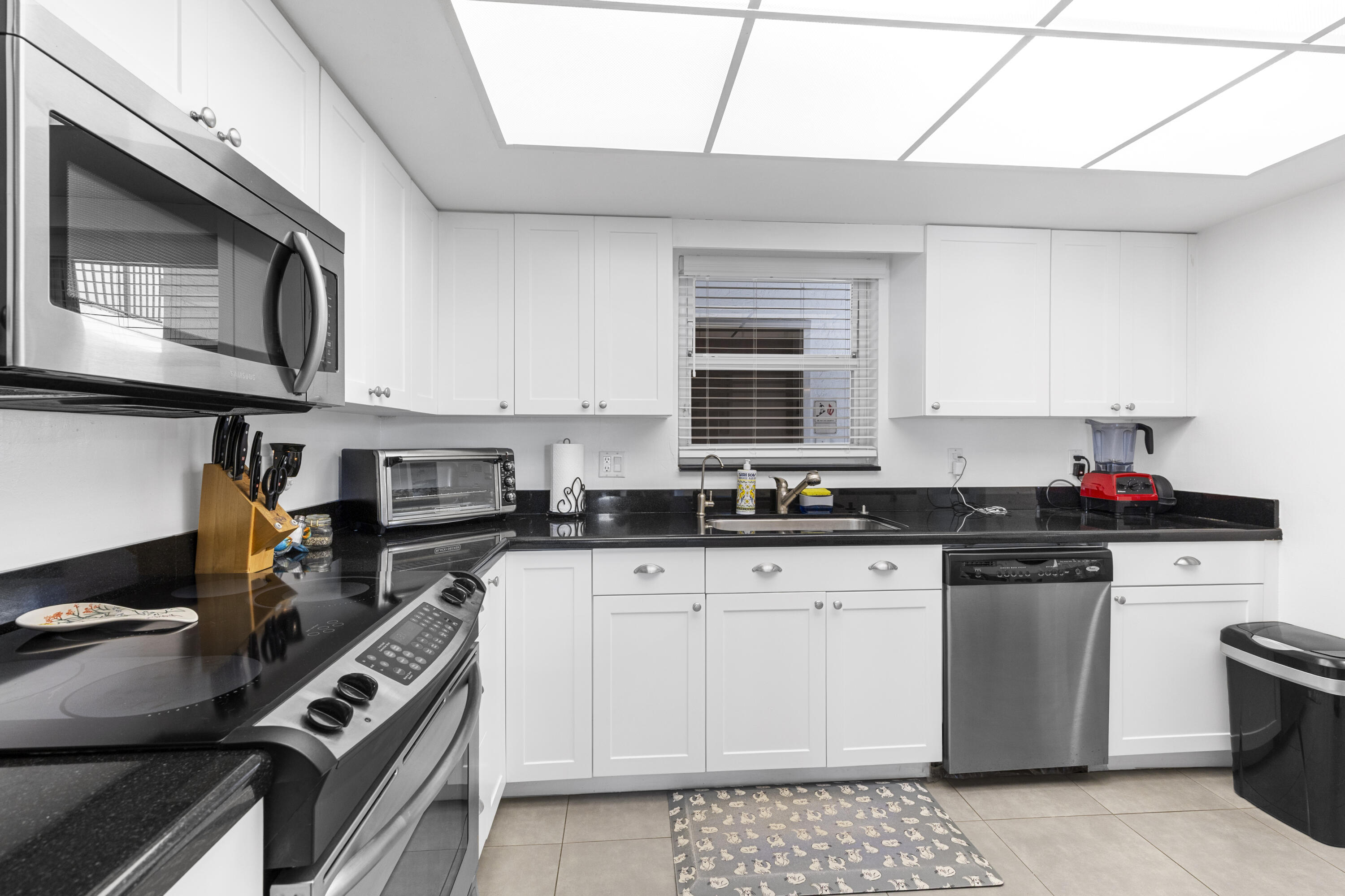 1212 SE 2nd Court 303